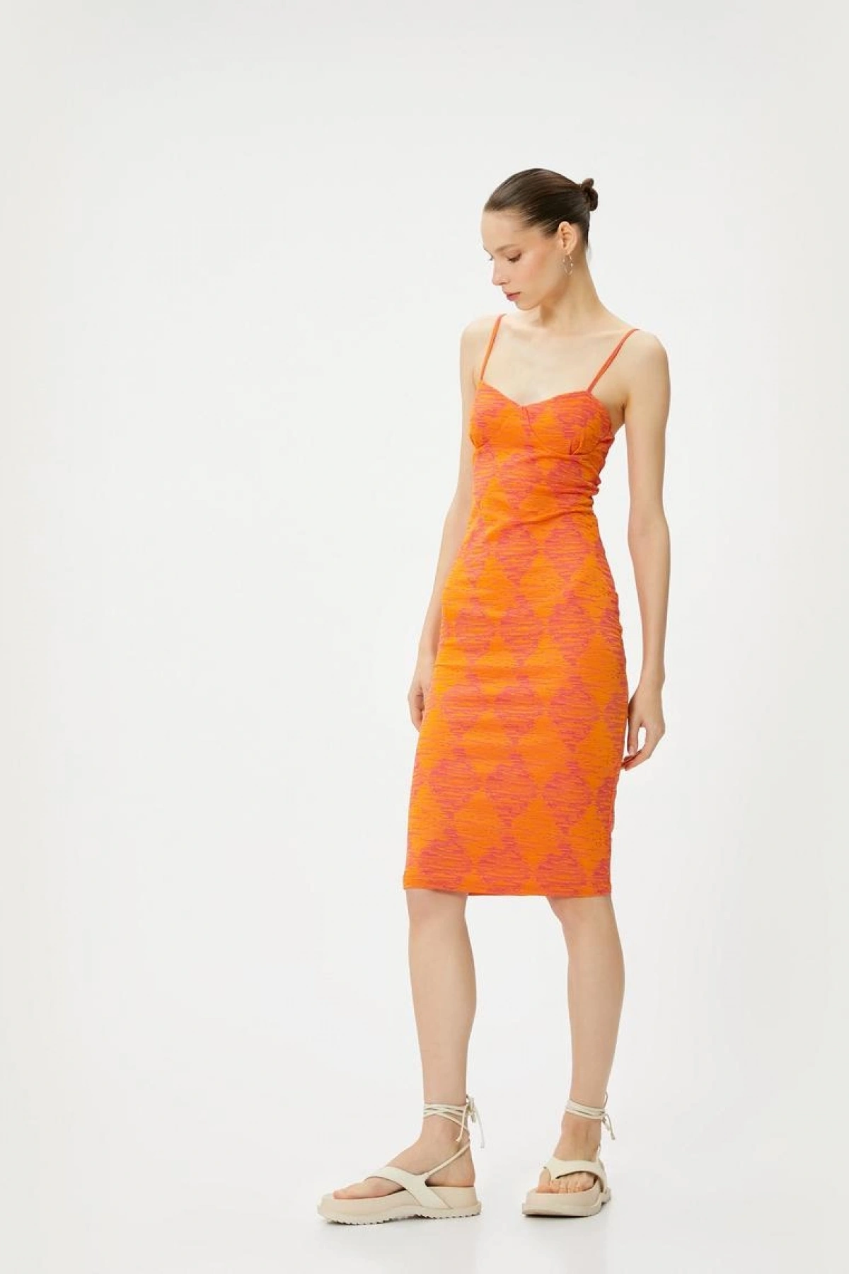 Koton Askılı Midi Kalem Elbise Dokuma Geometrik Desenli