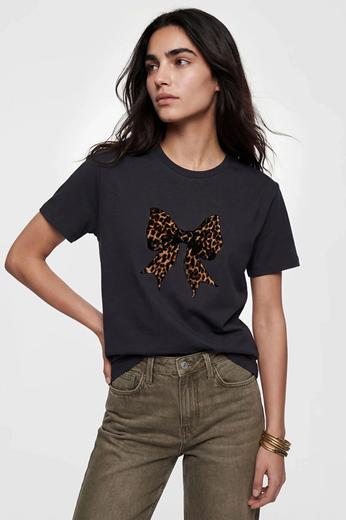 LCW Vision Siyah Bisiklet Yaka Fiyonk Baskılı Kadın Tişört