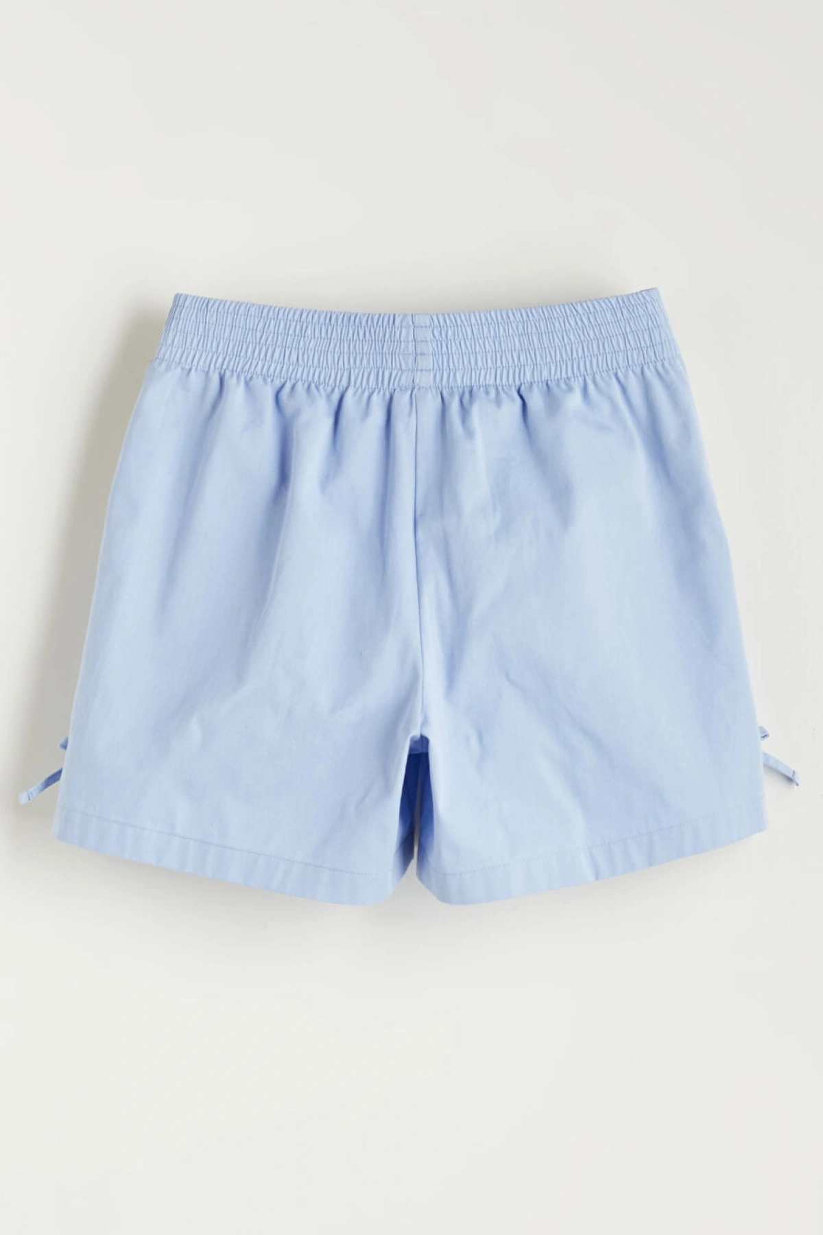 LCW Kids Mavi Beli Lastikli Fiyonk Detaylı Kız Çocuk Şort