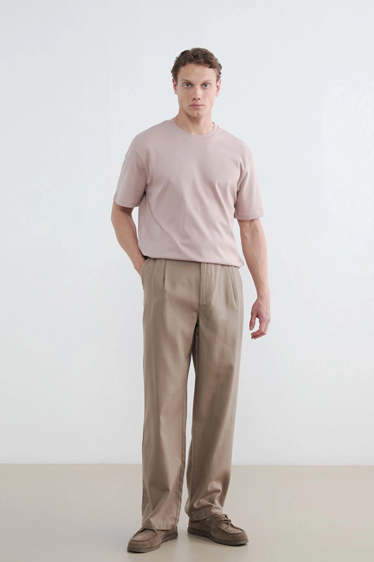 LCW Vision Pembe Bisiklet Yaka Erkek Tişört