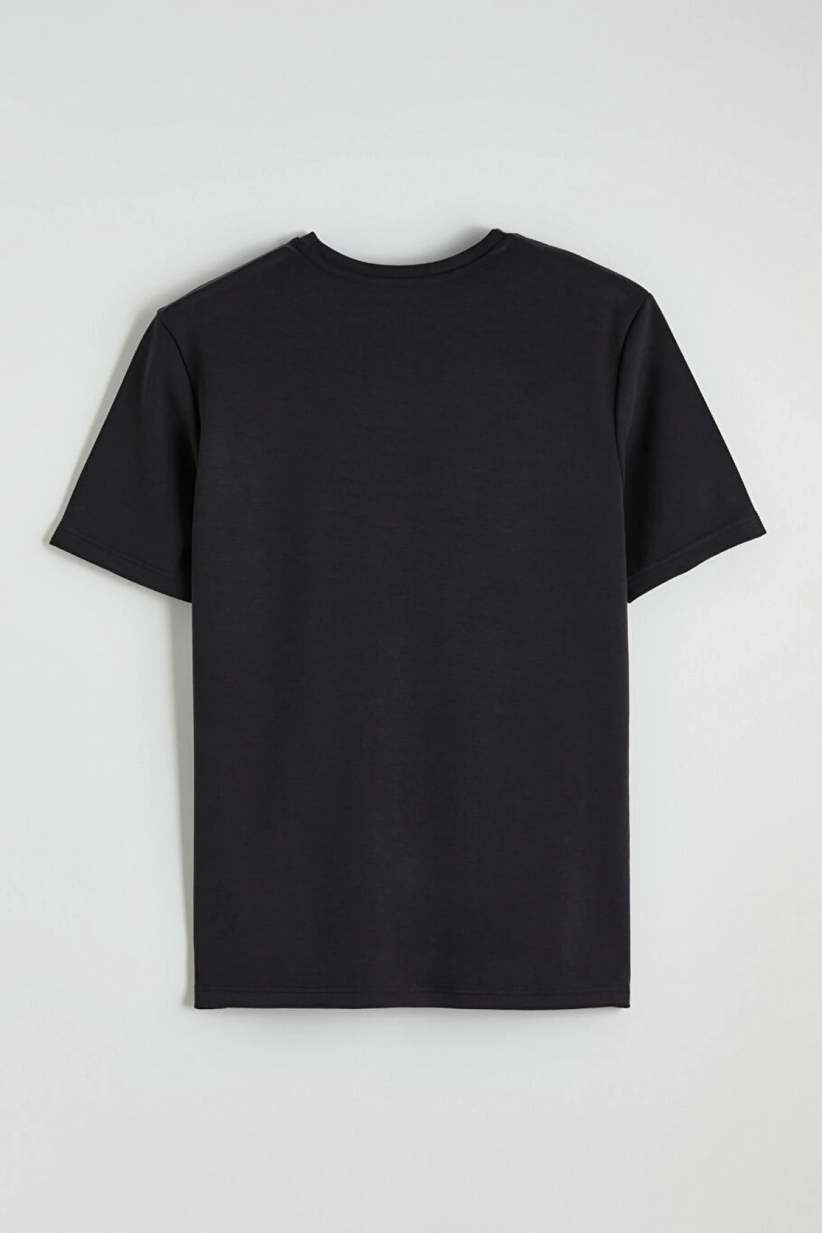 LCWAIKIKI Classic Siyah Standart Kalıp Nakışlı Erkek Tişört