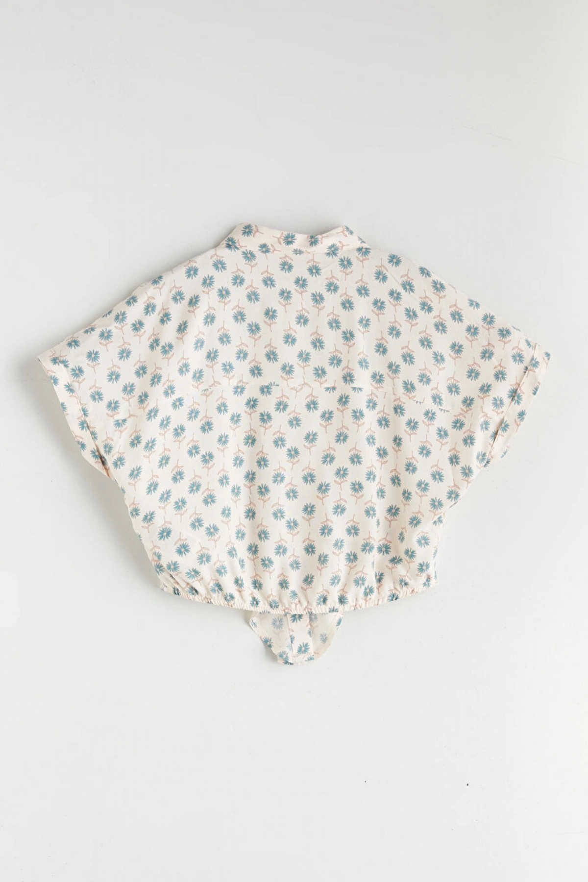 LCW Kids Ekru Kız Çocuk Crop Bluz