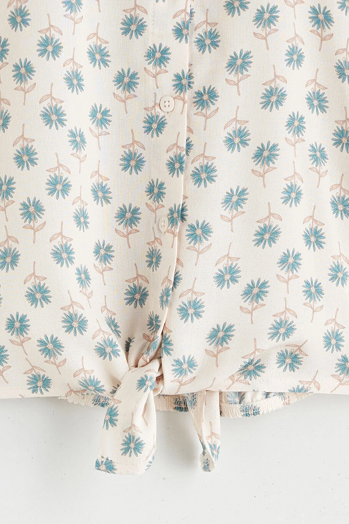 LCW Kids Ekru Kız Çocuk Crop Bluz