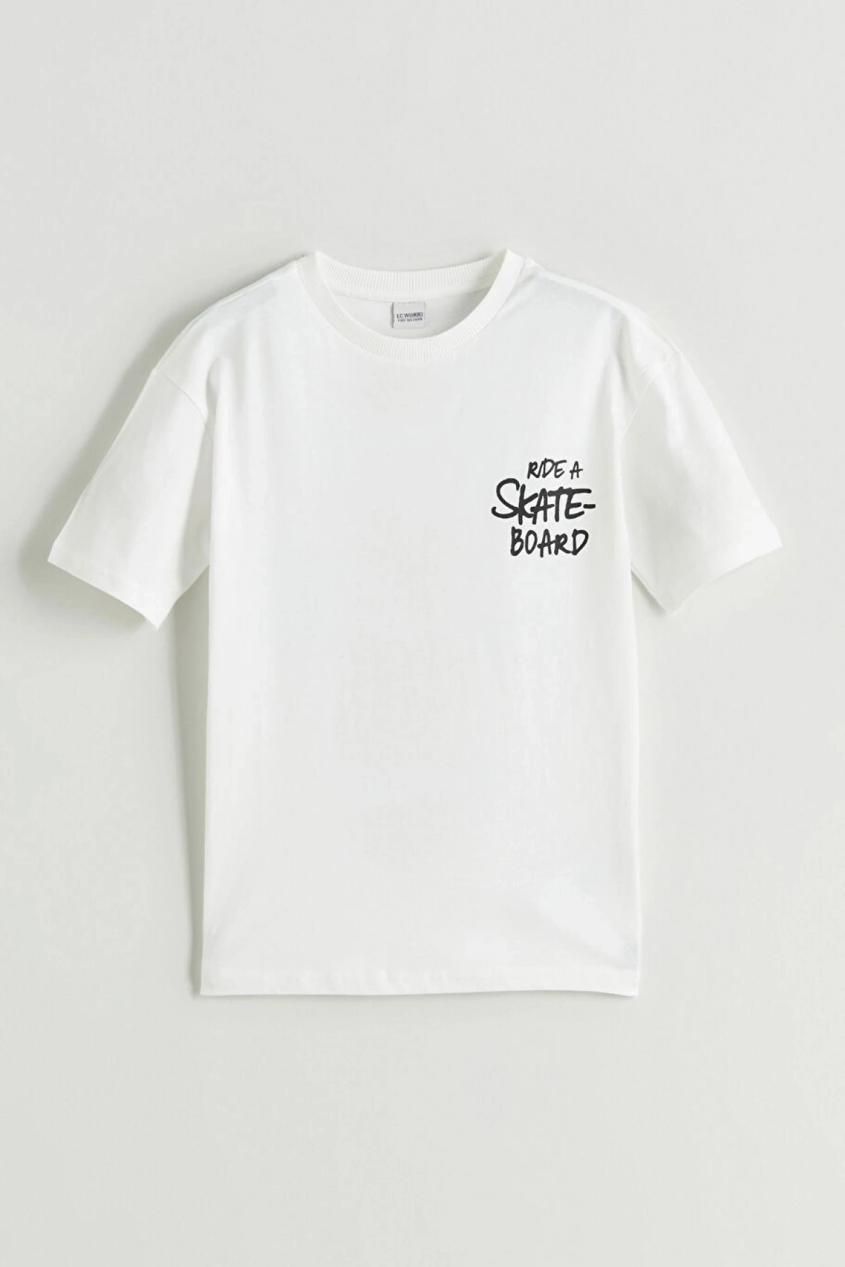 LCW Kids Ekru Bisiklet Yaka Baskılı Erkek Çocuk Tişört