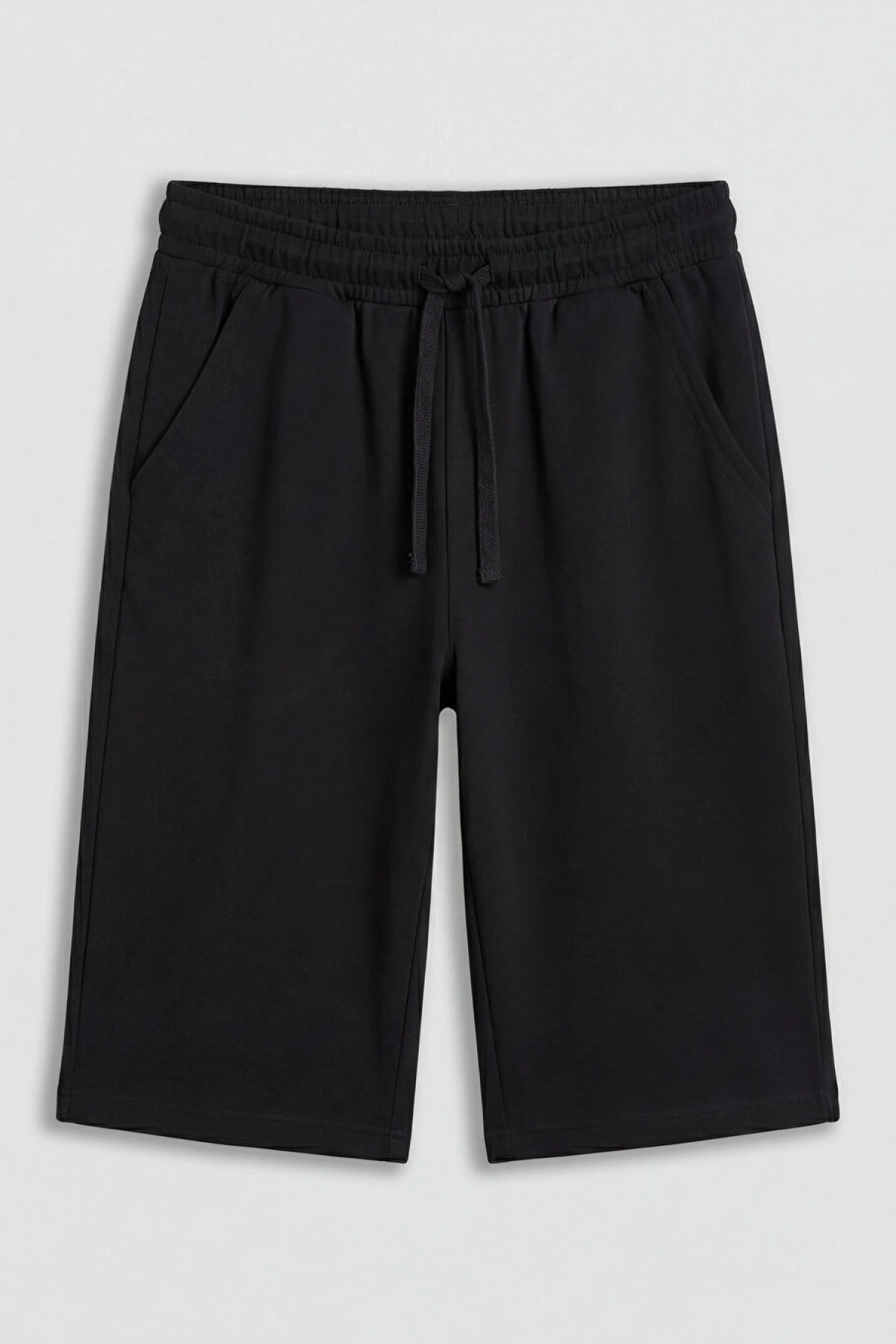 LCW Kids Siyah Beli Lastikli Basic Erkek Çocuk Şort