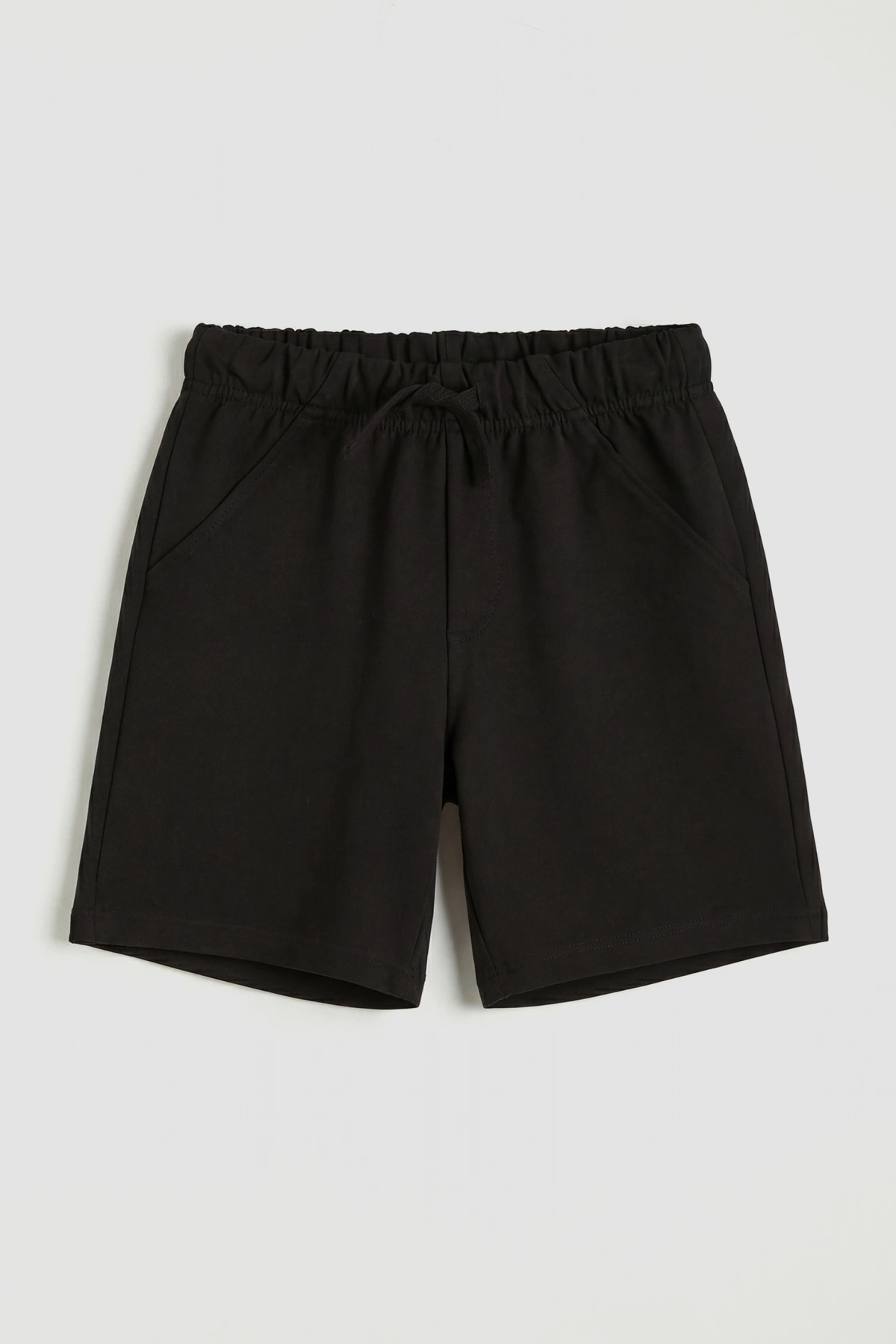 LCW Kids Siyah Beli Lastikli Erkek Çocuk Şort