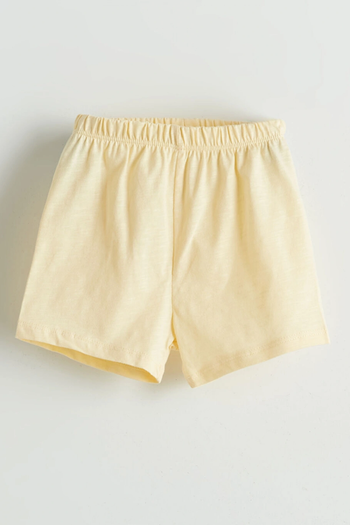 LCW baby Sarı Bisiklet Yaka Kız Bebek Şortlu Pijama Takımı