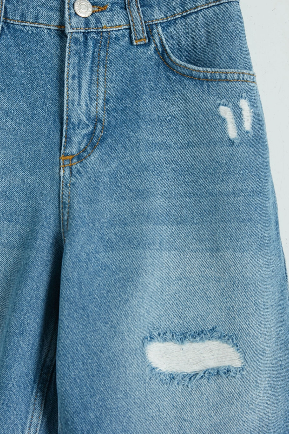 LCW Kids Indigo Yırtık Detaylı Erkek Çocuk Jean Şort