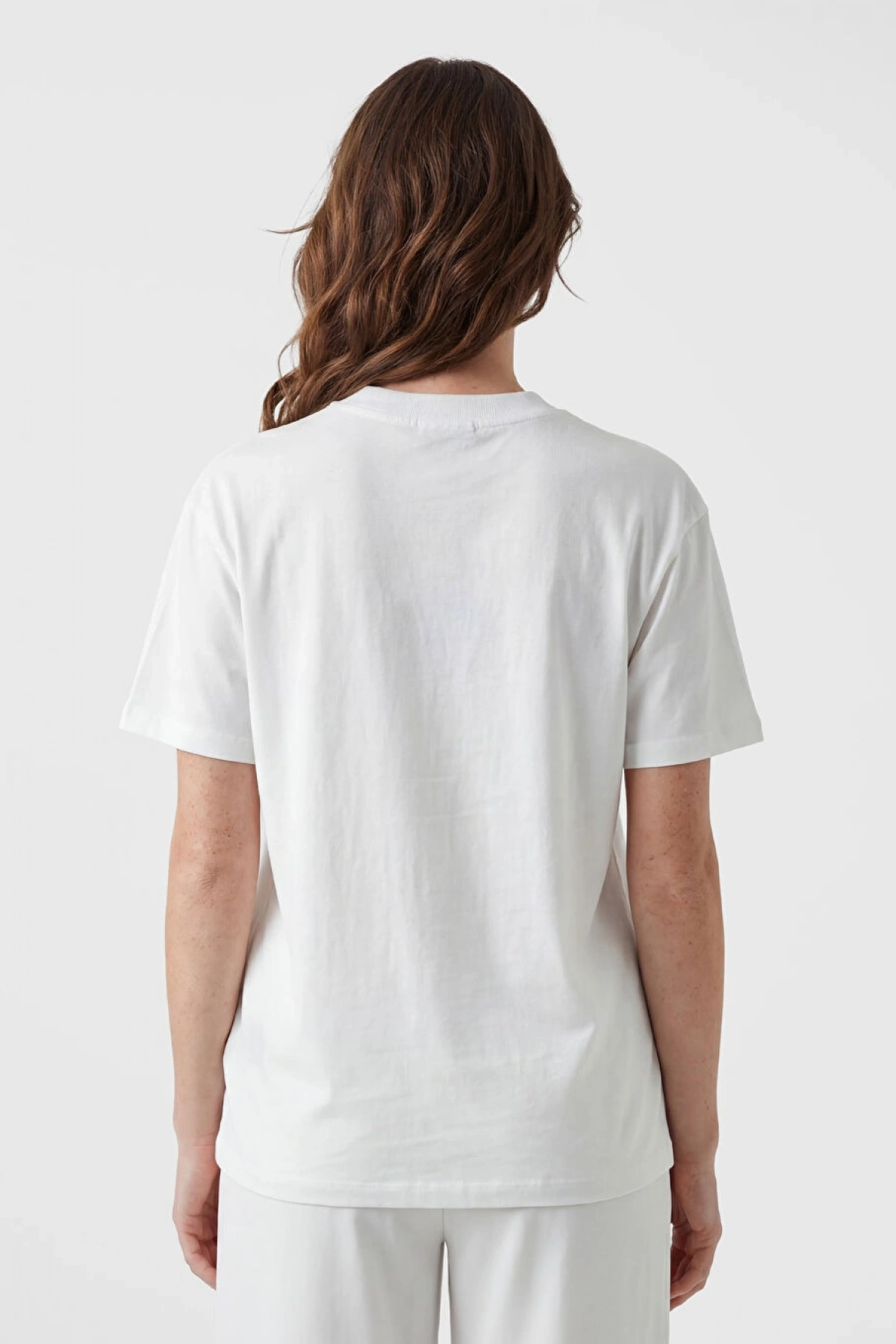 LCW Modest Ekru Bisiklet Yaka Baskılı Kadın Tişört