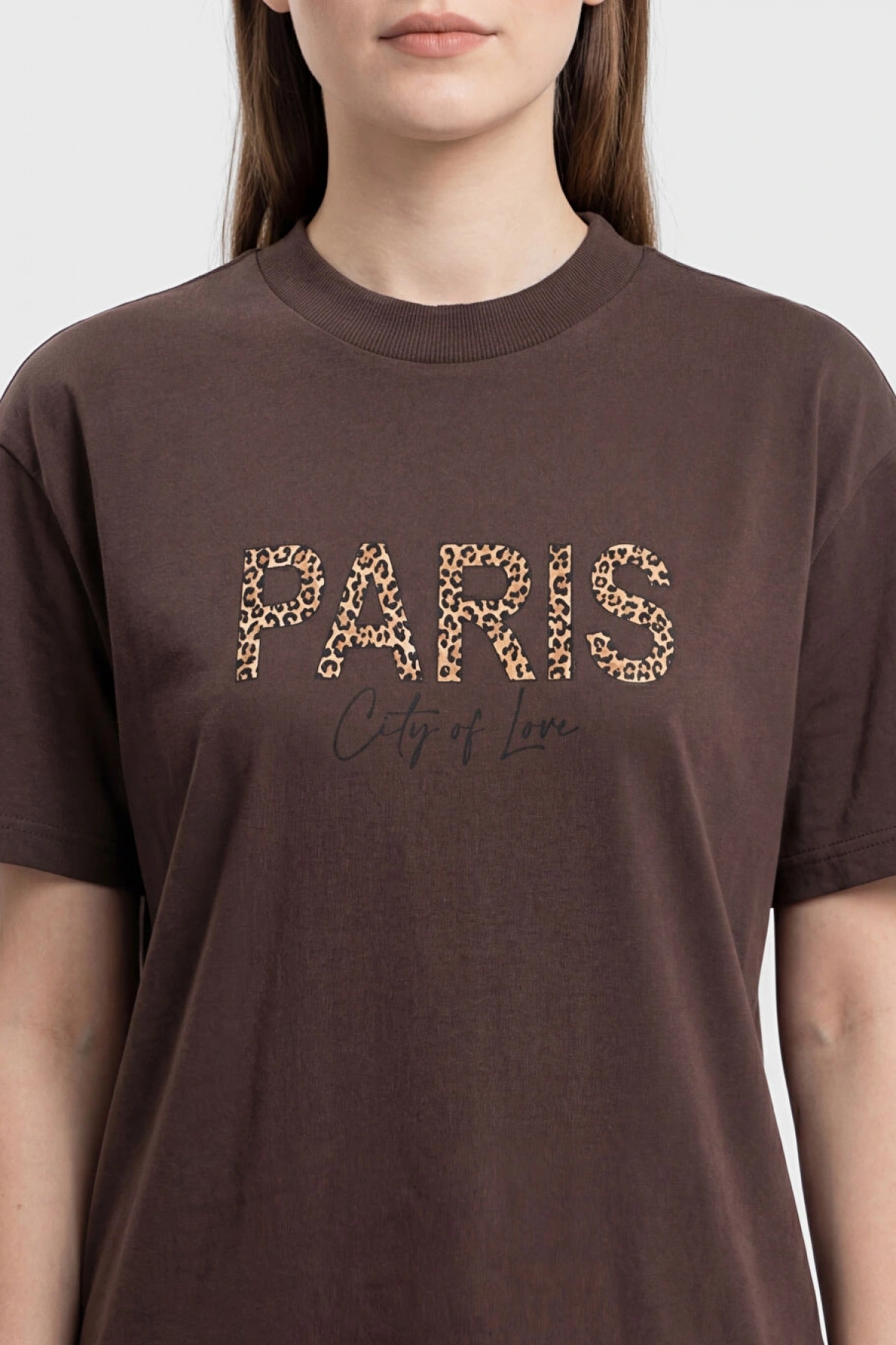 LCW Modest Kahverengi Bisiklet Yaka Paris Baskılı Kadın Tişört