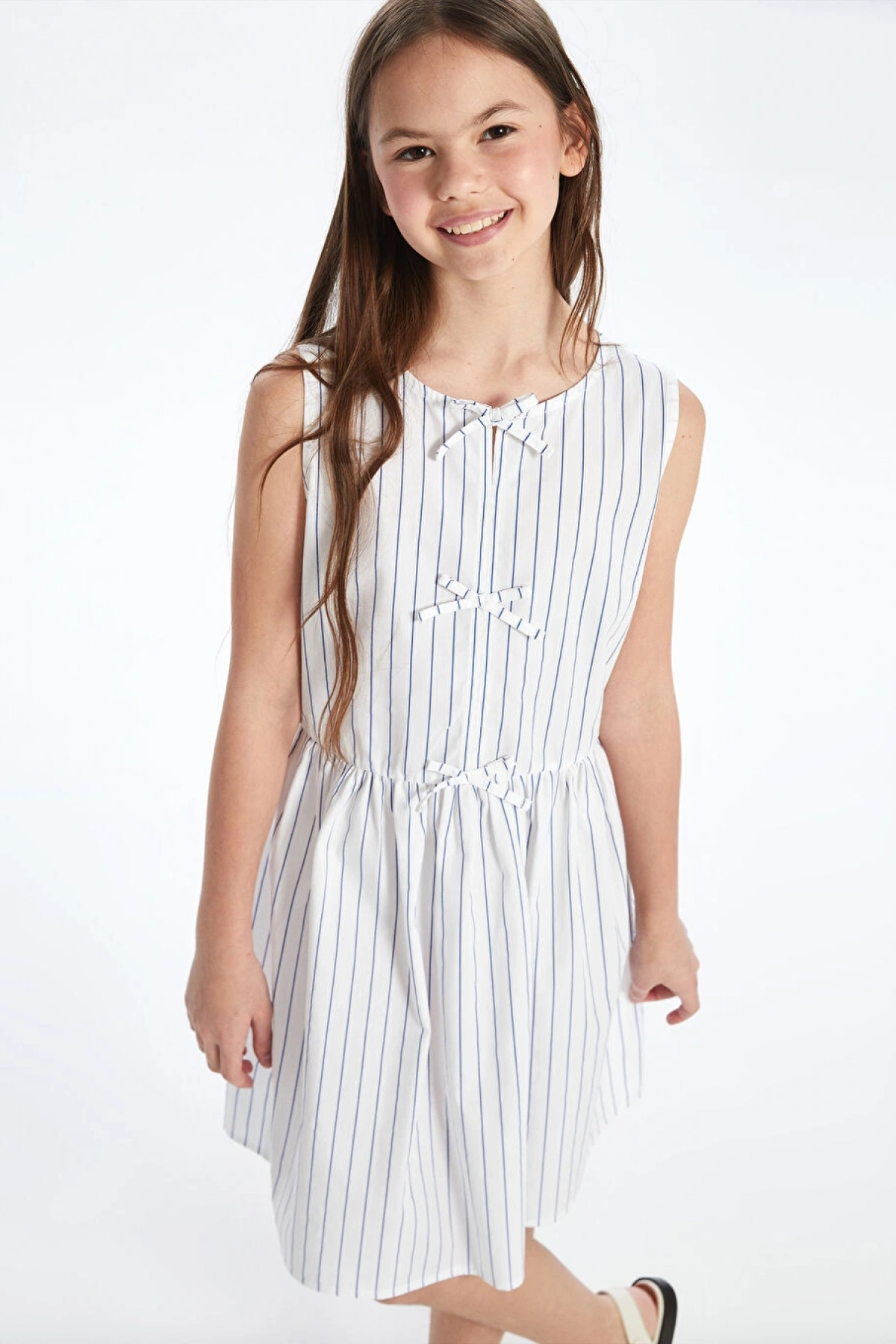 LCW Kids Beyaz Bisiklet Yaka Çizgili Kız Çocuk Elbise