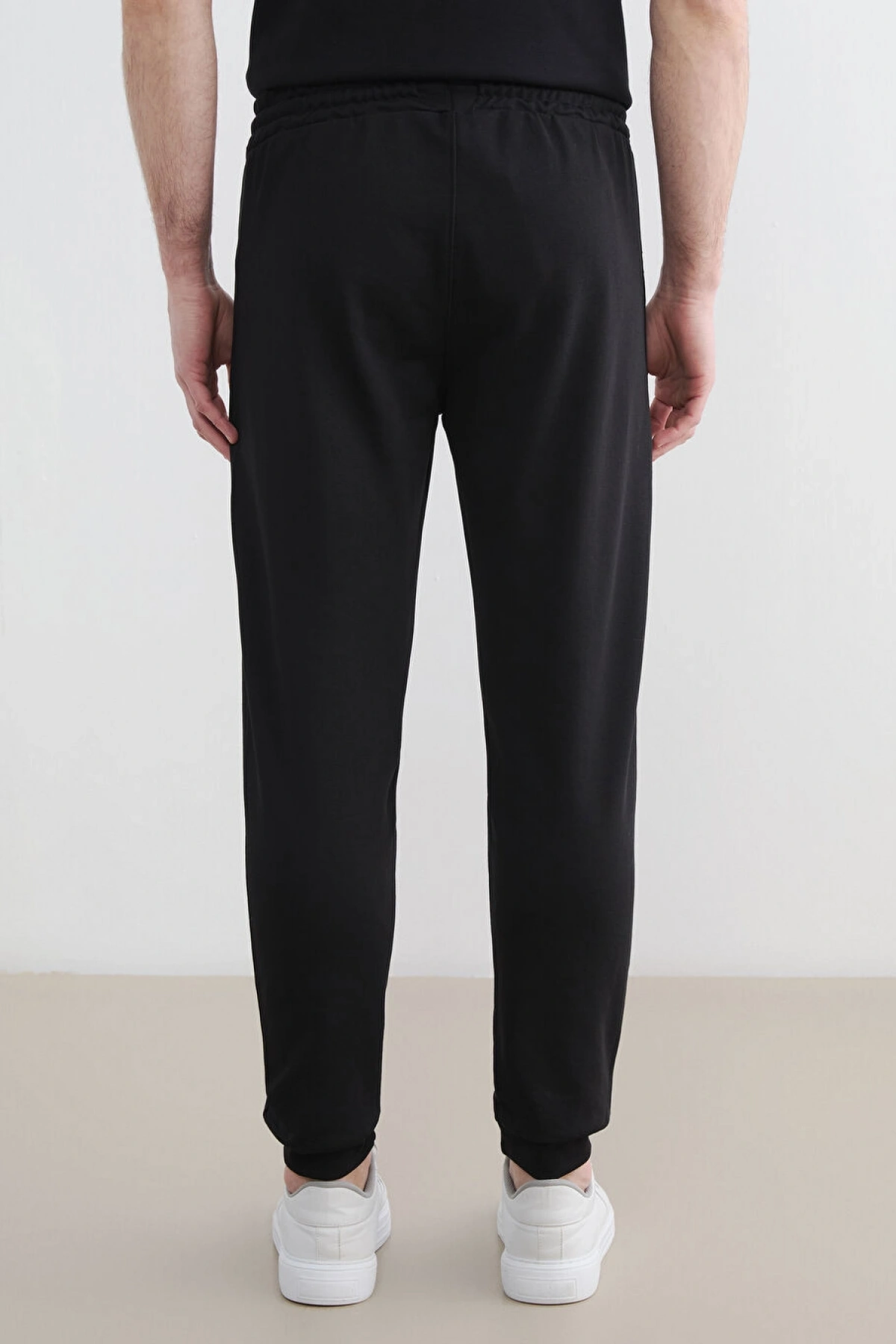 LCWAIKIKI Classic Siyah Standart Kalıp Erkek Jogger Eşofman Altı