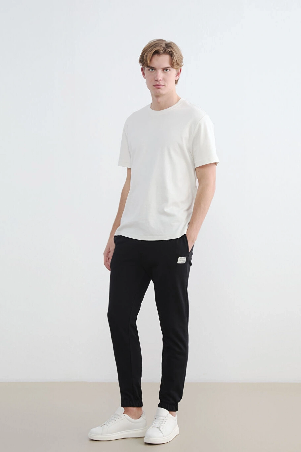 XSIDE Siyah Standart Kalıp Erkek Jogger Eşofman Alt