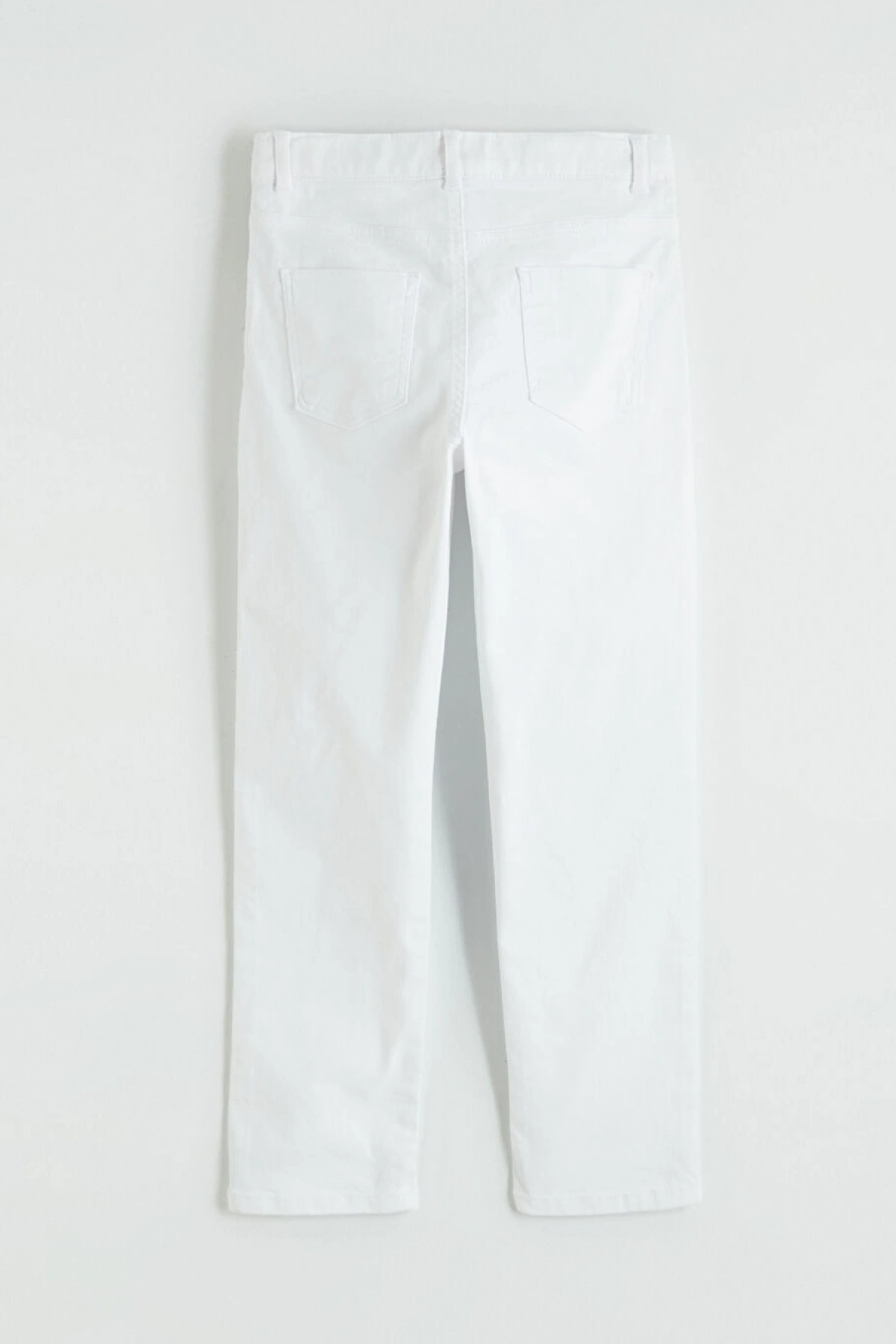 LCW Kids Beyaz Slim Fit Erkek Çocuk Pantolon