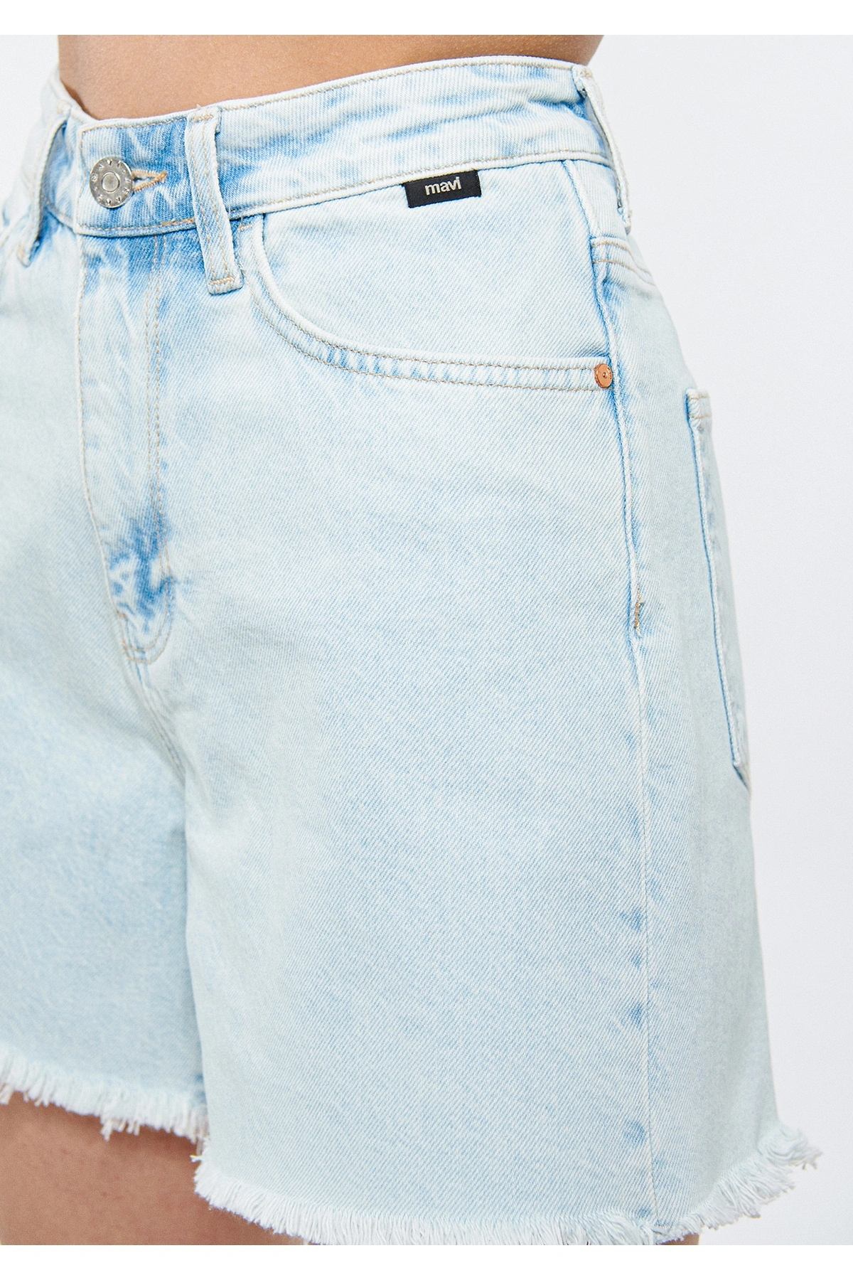 Mavi Mıllıe Ağartılmış Jean Şort 1458985136