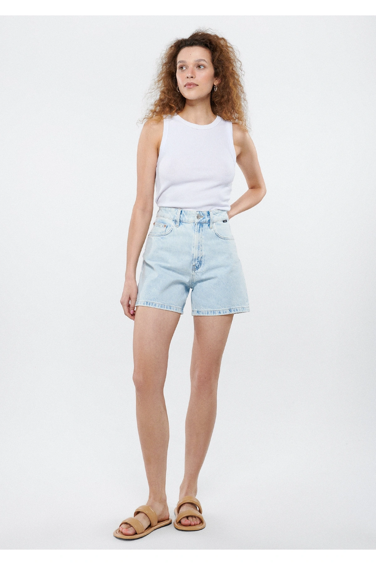 MAVİ Verna Ağartılmış 90s Jean Şort 1410059-84426