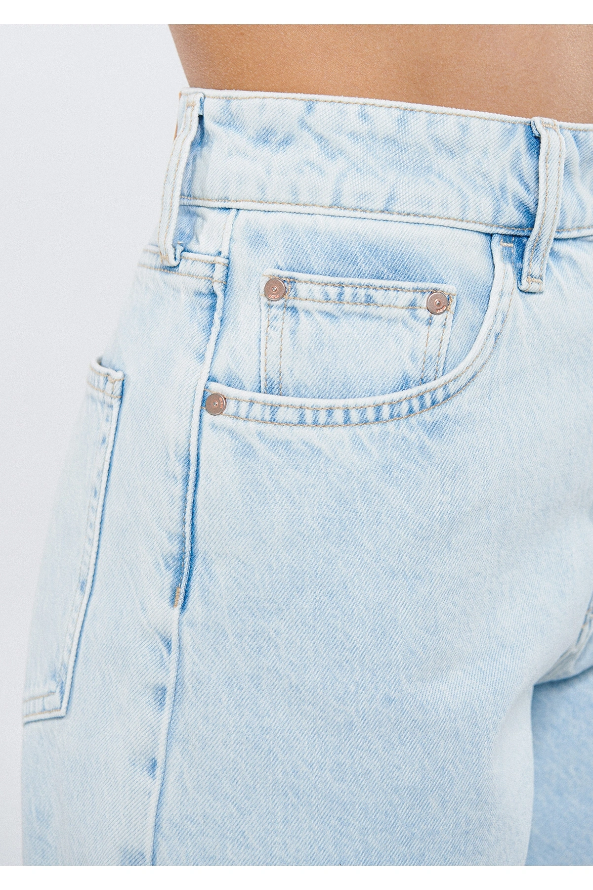 MAVİ Verna Ağartılmış 90s Jean Şort 1410059-84426