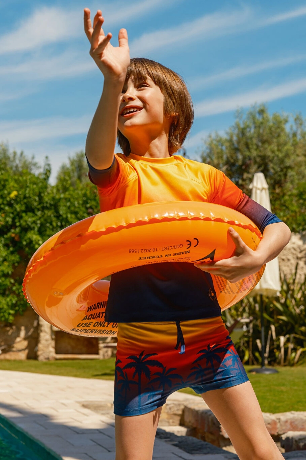 LCW Kids Sari Beli Lastikli Baskılı Erkek Çocuk Yüzme Şort