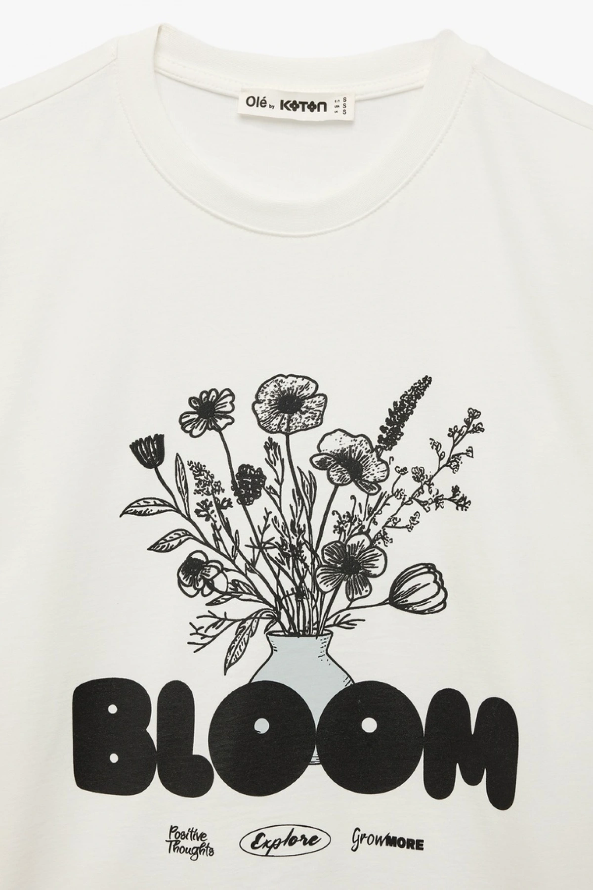 Regular Fit Kısa Kollu Bisiklet Yaka Çiçek Baskılı Pamuklu Tişör