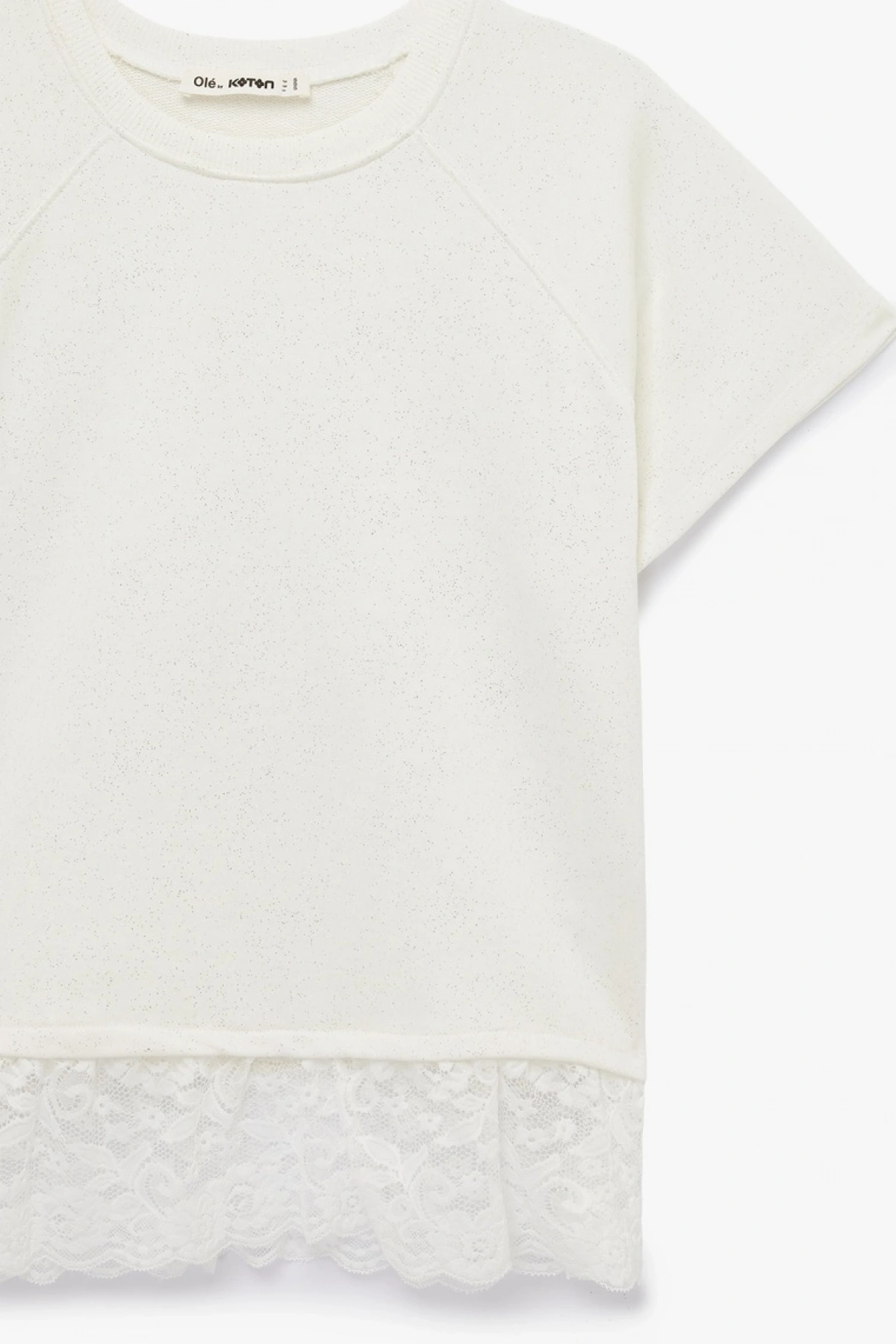 Kısa Kollu Bisiklet Yaka Pamuklu Simli Dantelli Tişört