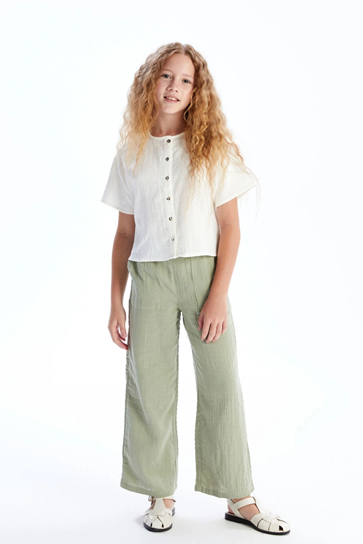 LCW Kids Beyaz Kısa Kollu Müslin Kız Çocuk Gömlek