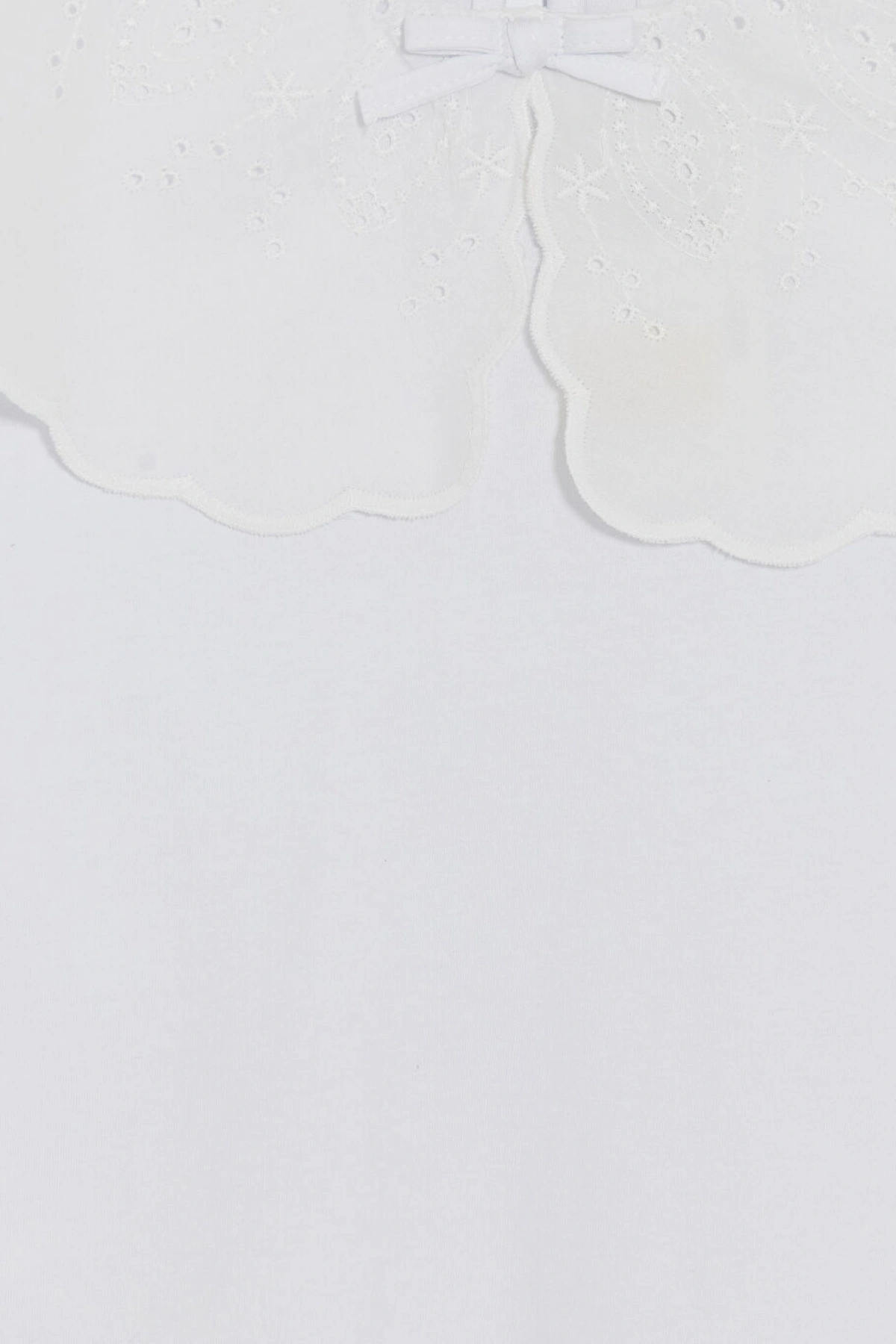 LCW Kids Ekru Bebe Yaka Fiyonklu Kız Çocuk Tişört