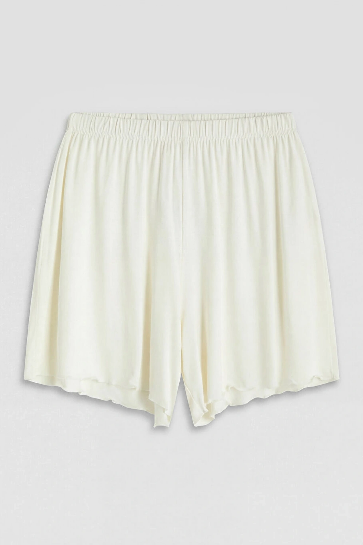 LCW DREAM Ekru V Yaka Fiyonklu Kadın Şortlu Pijama Takımı