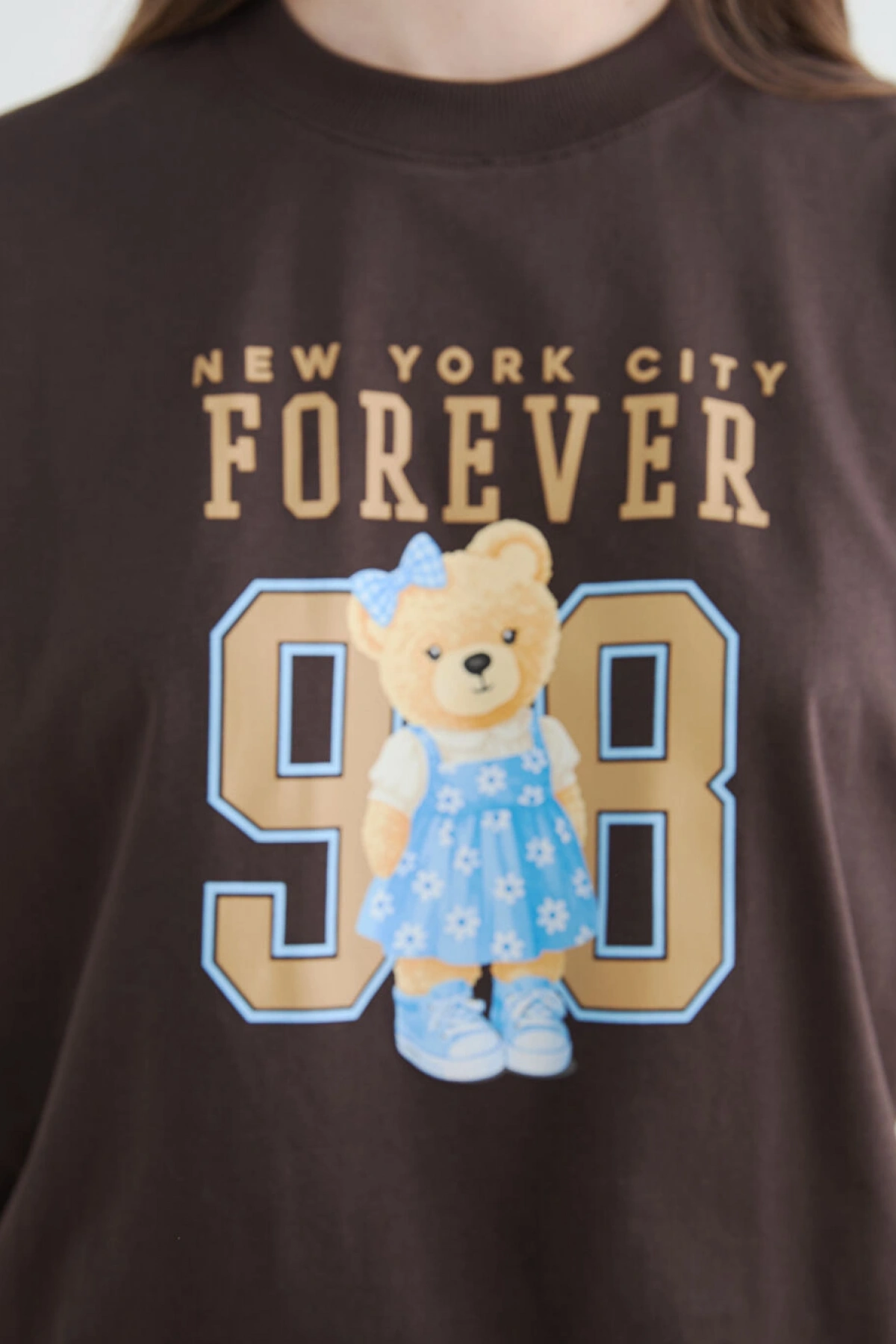 LCW Modest Kahverengi Bisiklet Yaka New York Baskılı Kadın Tişört