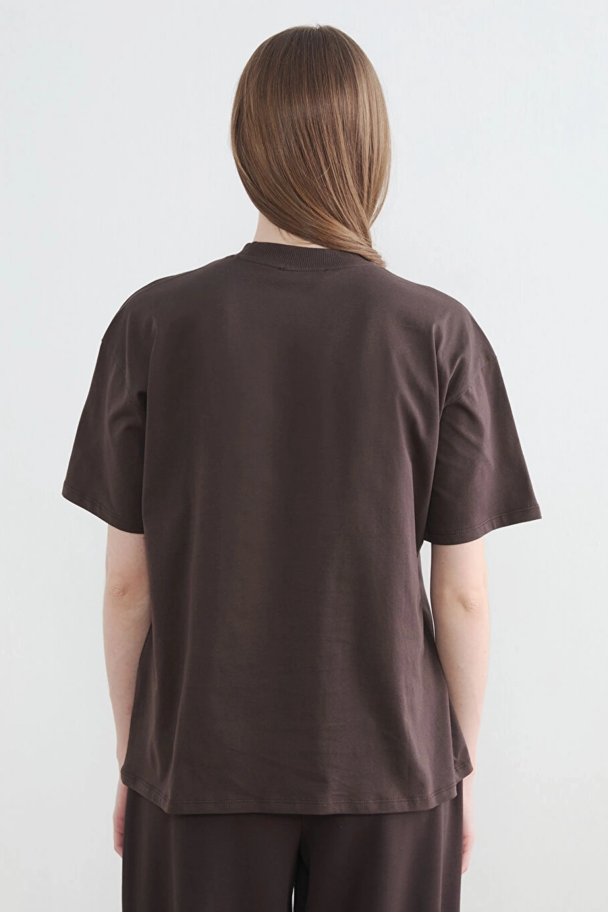 LCW Modest Kahverengi Bisiklet Yaka New York Baskılı Kadın Tişört