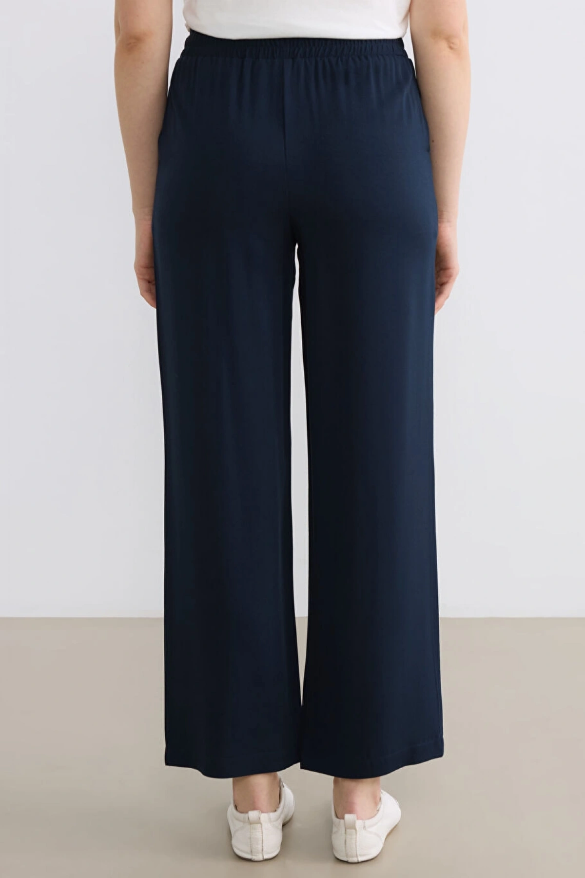 LCWAIKIKI Classic Lacivert Beli Lastikli Kadın Pantolon