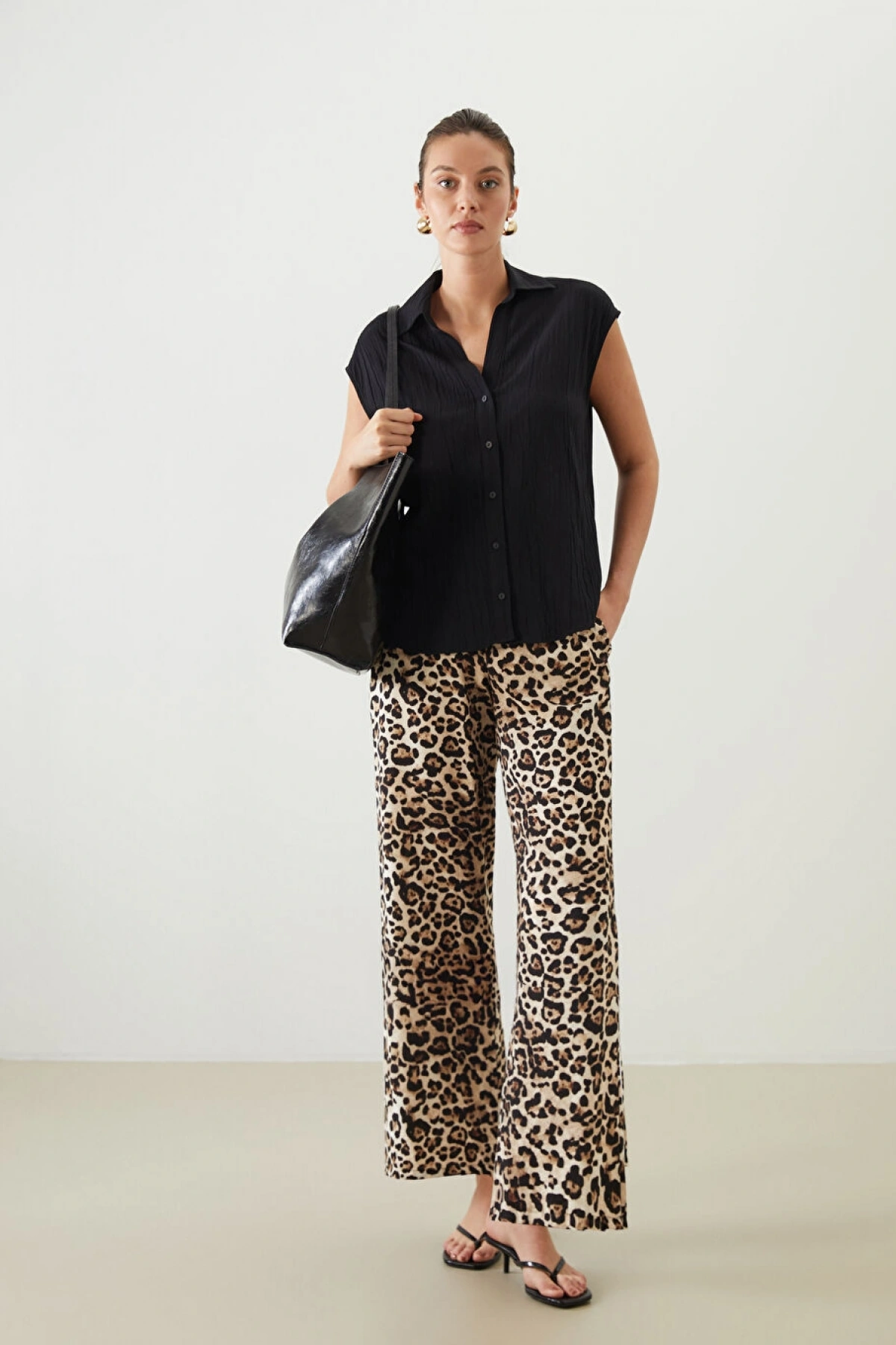 LCWAIKIKI Classic Siyah Beli Lastikli Leopar Desenli Kadın Pantolon