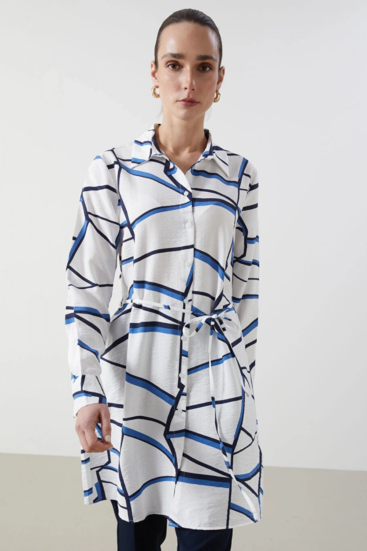 LCWAIKIKI Classic Indigo Desenli Kadın Gömlek Tunik