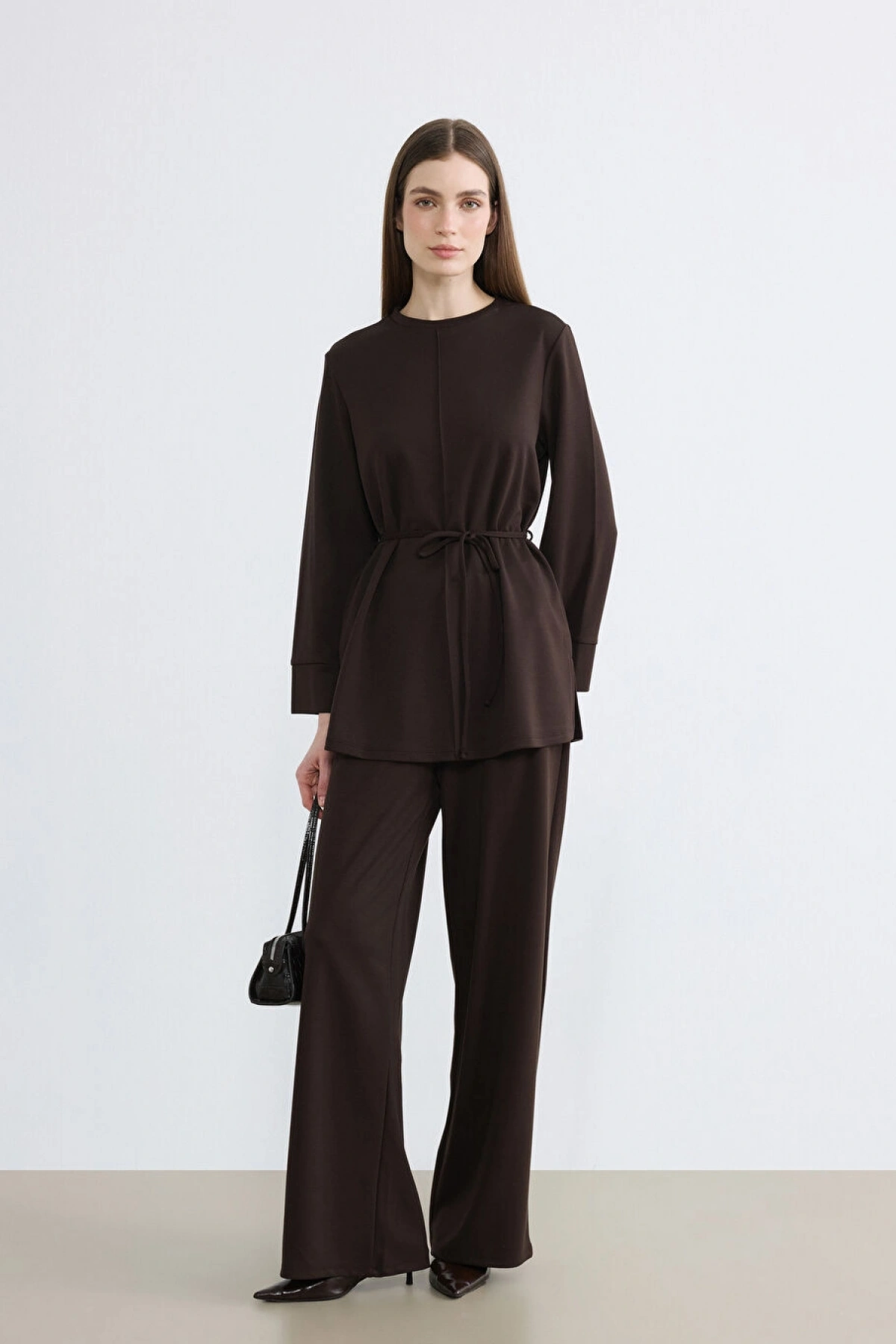 LCW Modest Kahverengi Kuşaklı Soft Touch Kadın Sweatshirt Tunik