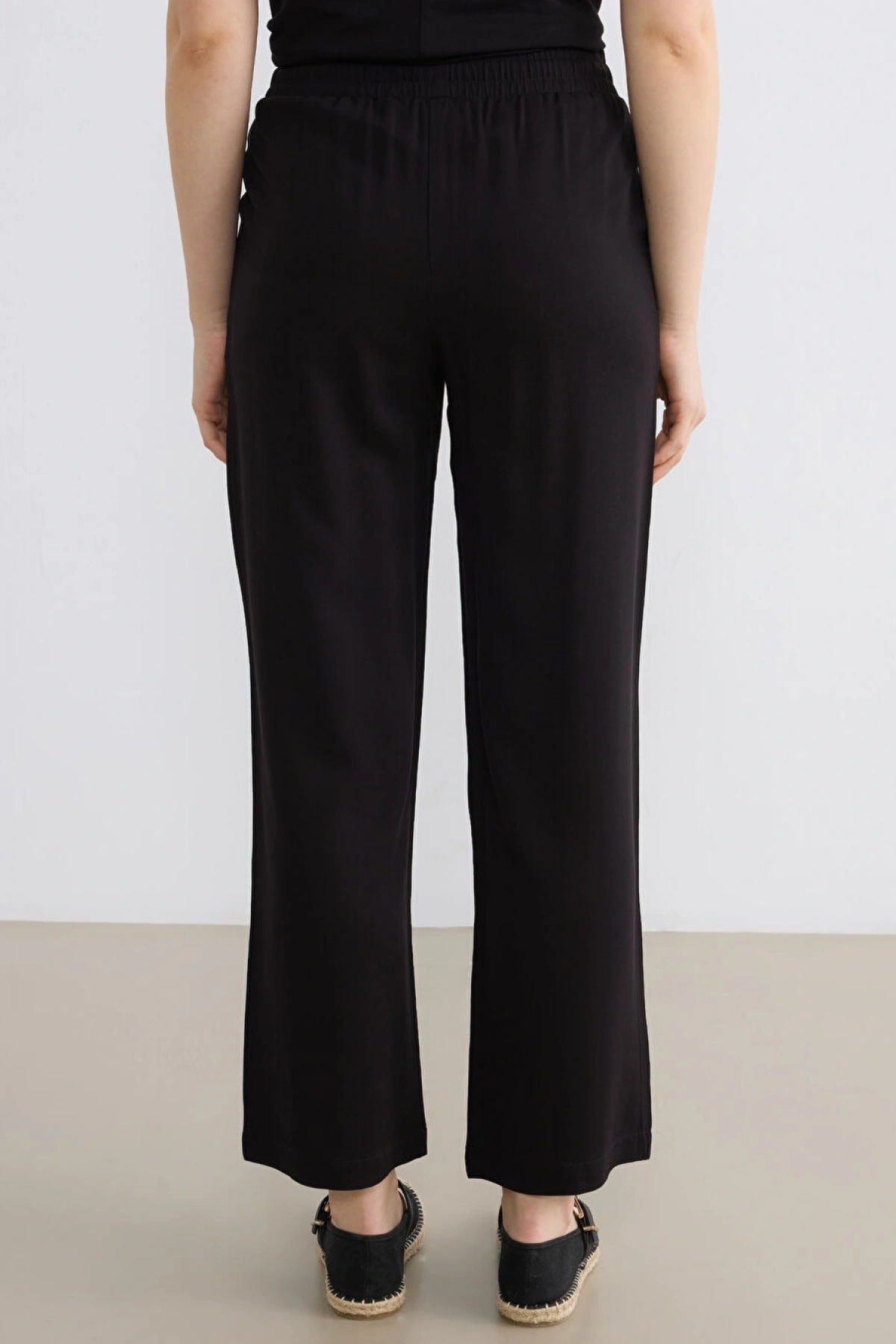 LCWAIKIKI Classic Siyah Beli Lastikli Kadın Pantolon
