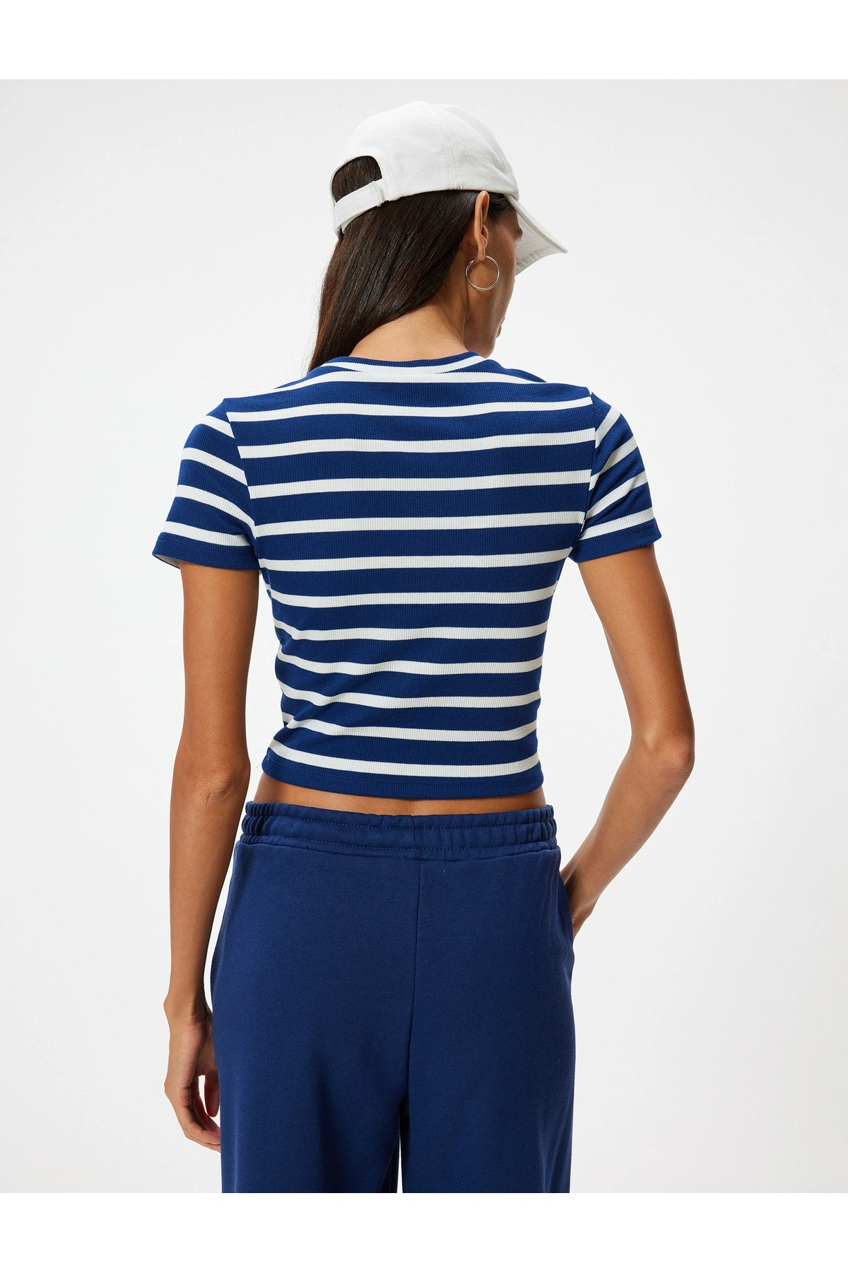 Basic Tişört Kısa Kollu Bisiklet Yaka Slim Fit