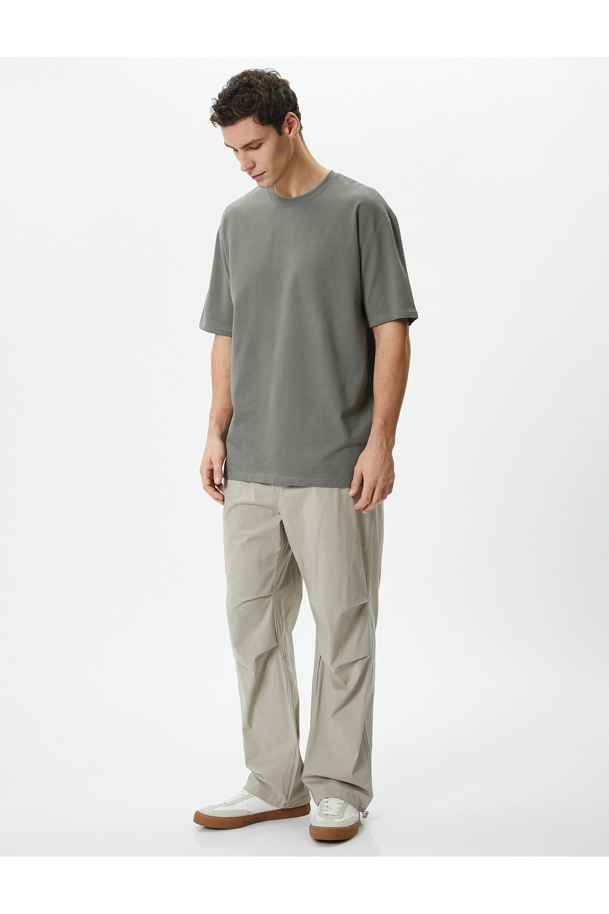 Basic Oversize Tişört Bisiklet Yaka Düşük Omuzlu Kısa Kollu Pamuklu