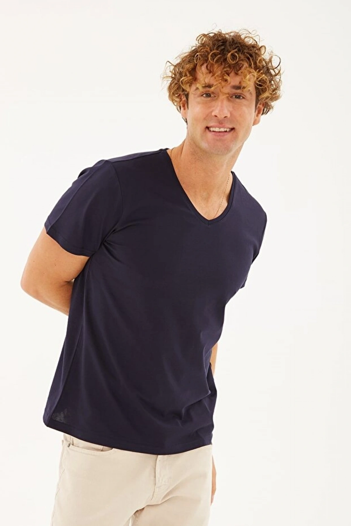 V Yaka T-shirt Beyaz / White