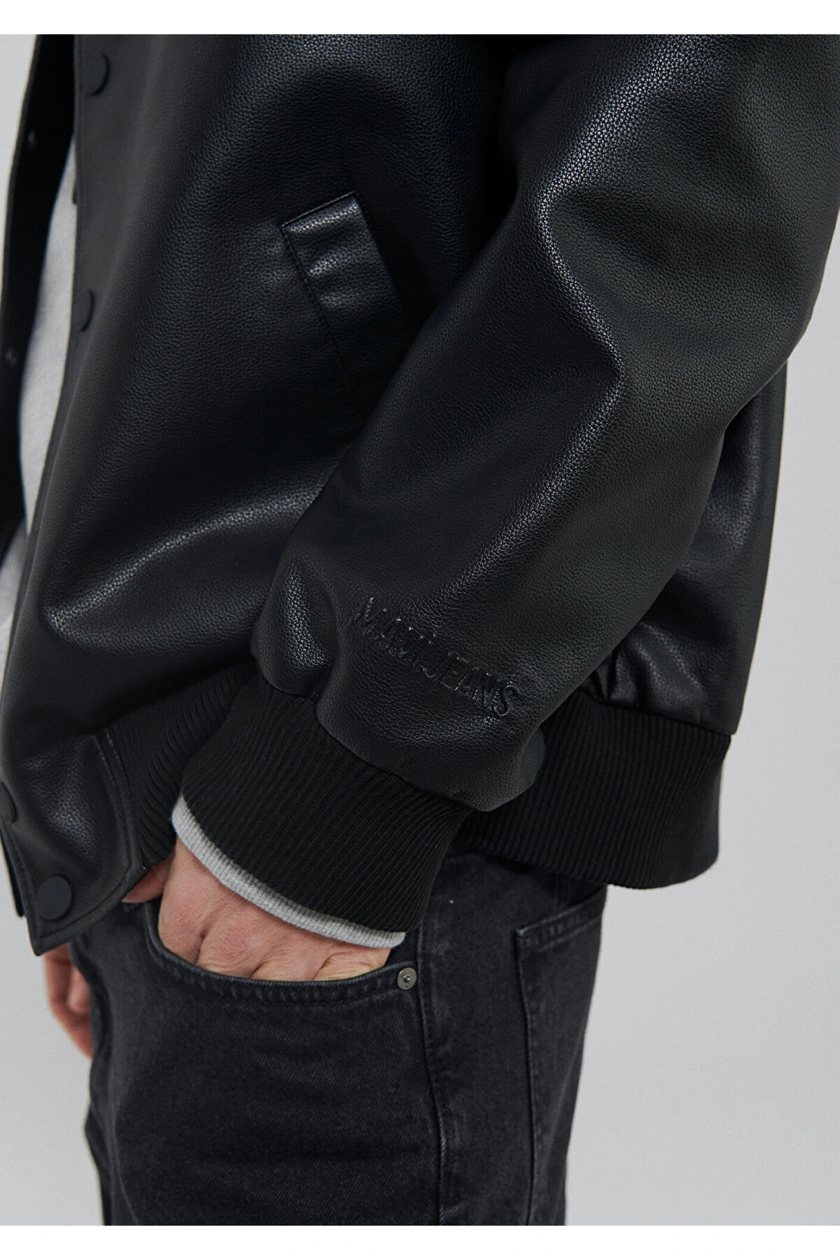 91 BASKILI CEKET Jet Siyah