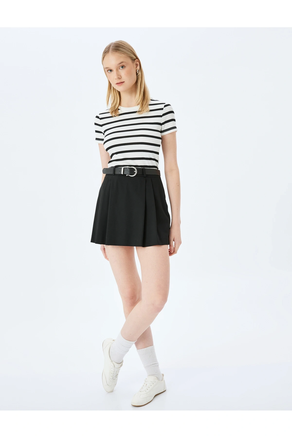 Basic Çizgili Bisiklet Yaka Kısa Kollu Kaşkorse Slim Fit Kadın Tişört