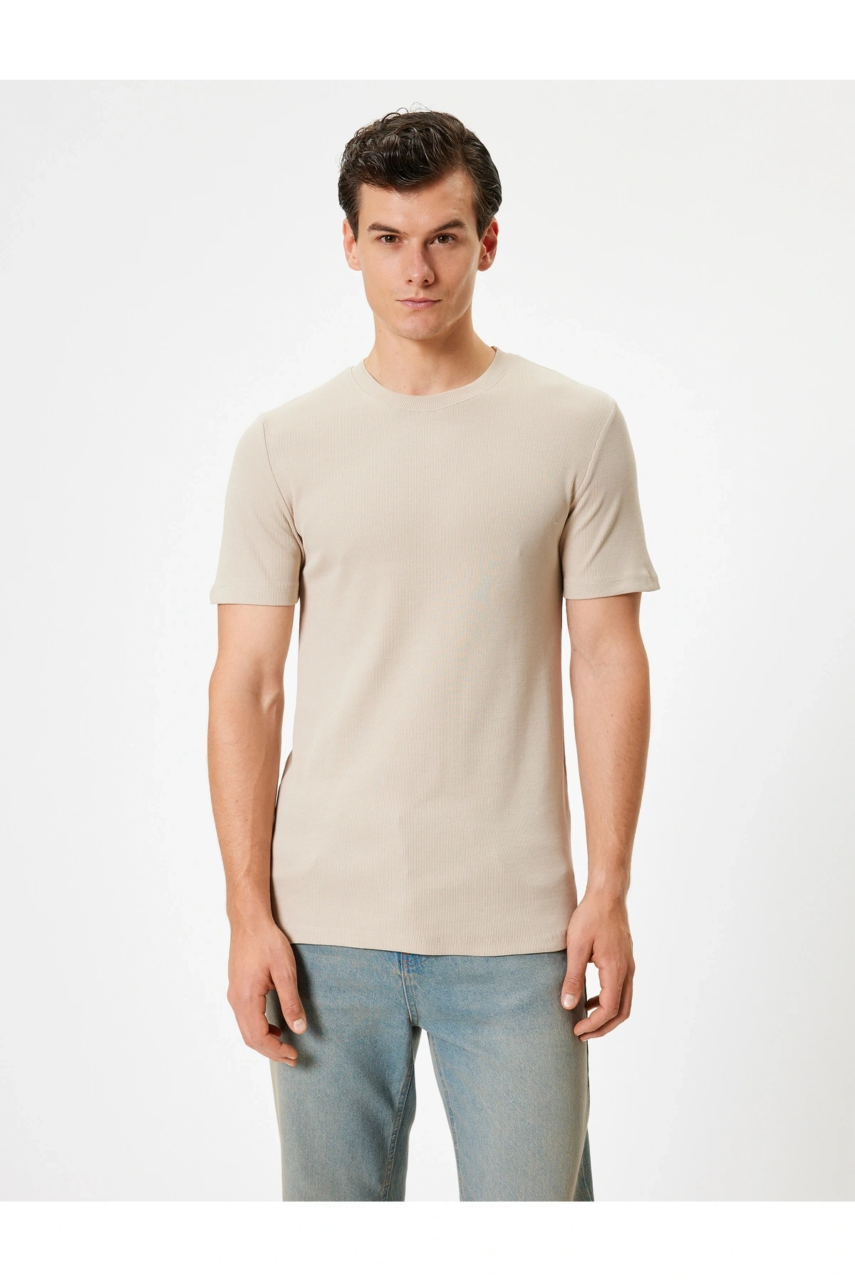 Basic Kısa Kollu Bisiklet Yaka Slim Fit Tişört