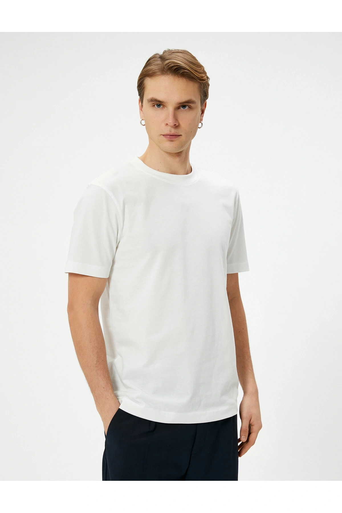 Basic Tişört Bisiklet Yaka Kısa Kollu