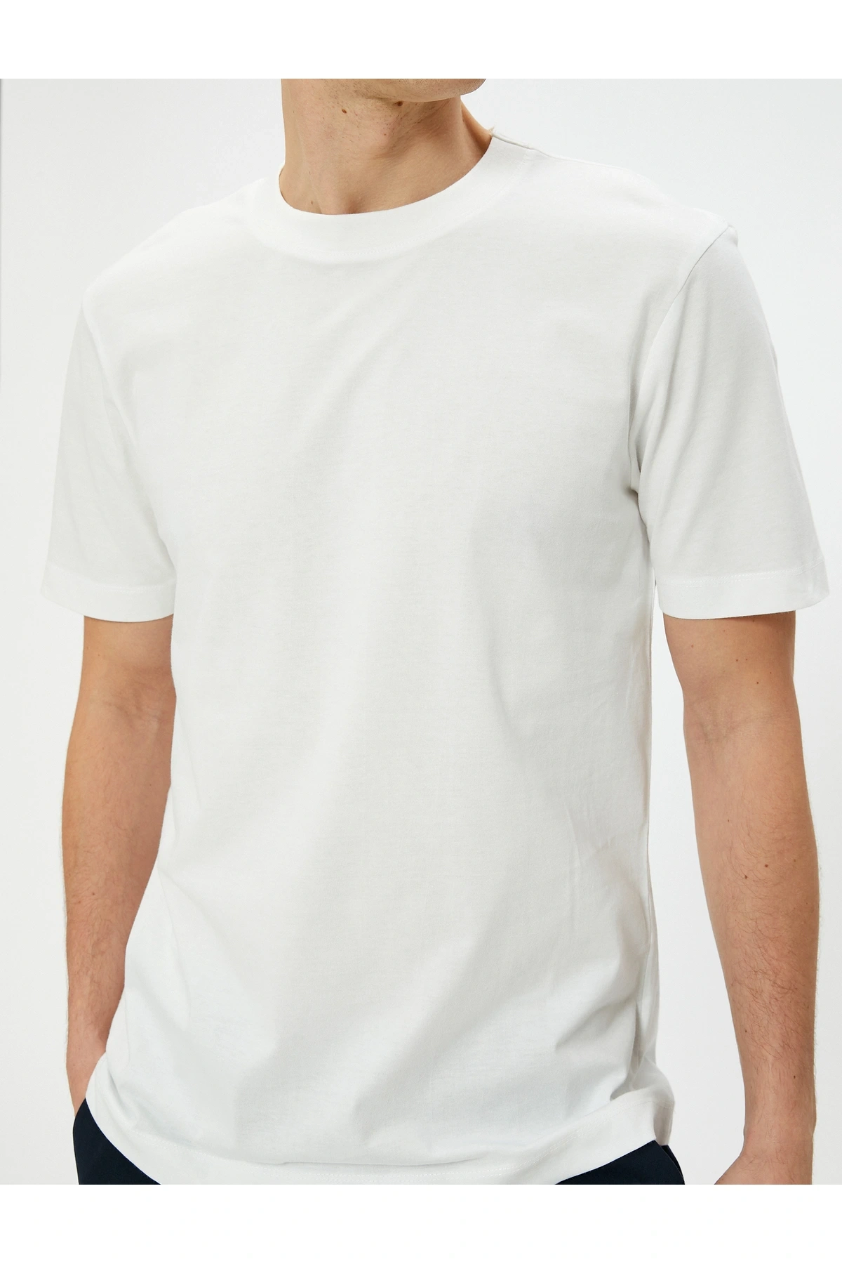 Basic Tişört Bisiklet Yaka Kısa Kollu