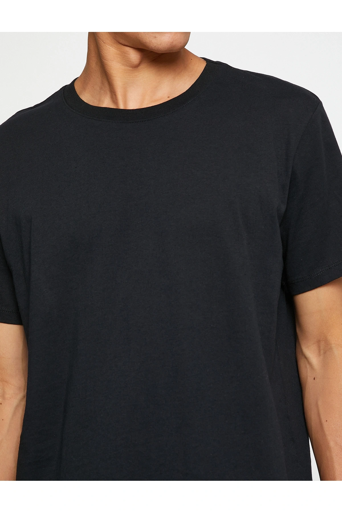 Basic Tişört Slim Fit Bisiklet Yaka Kısa Kollu Pamuklu