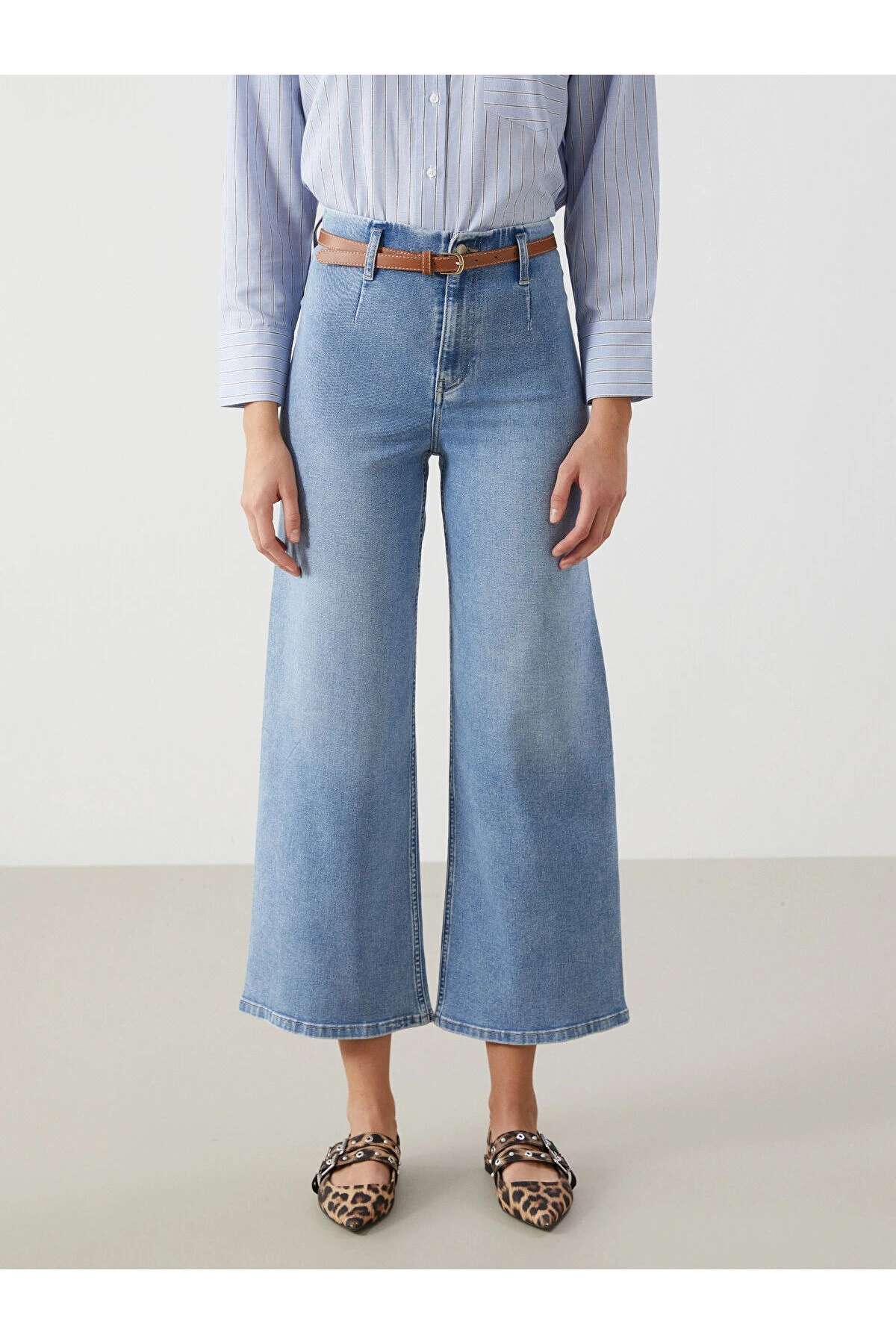Beli Kemerli Wideleg Kadın Jean Pantolon