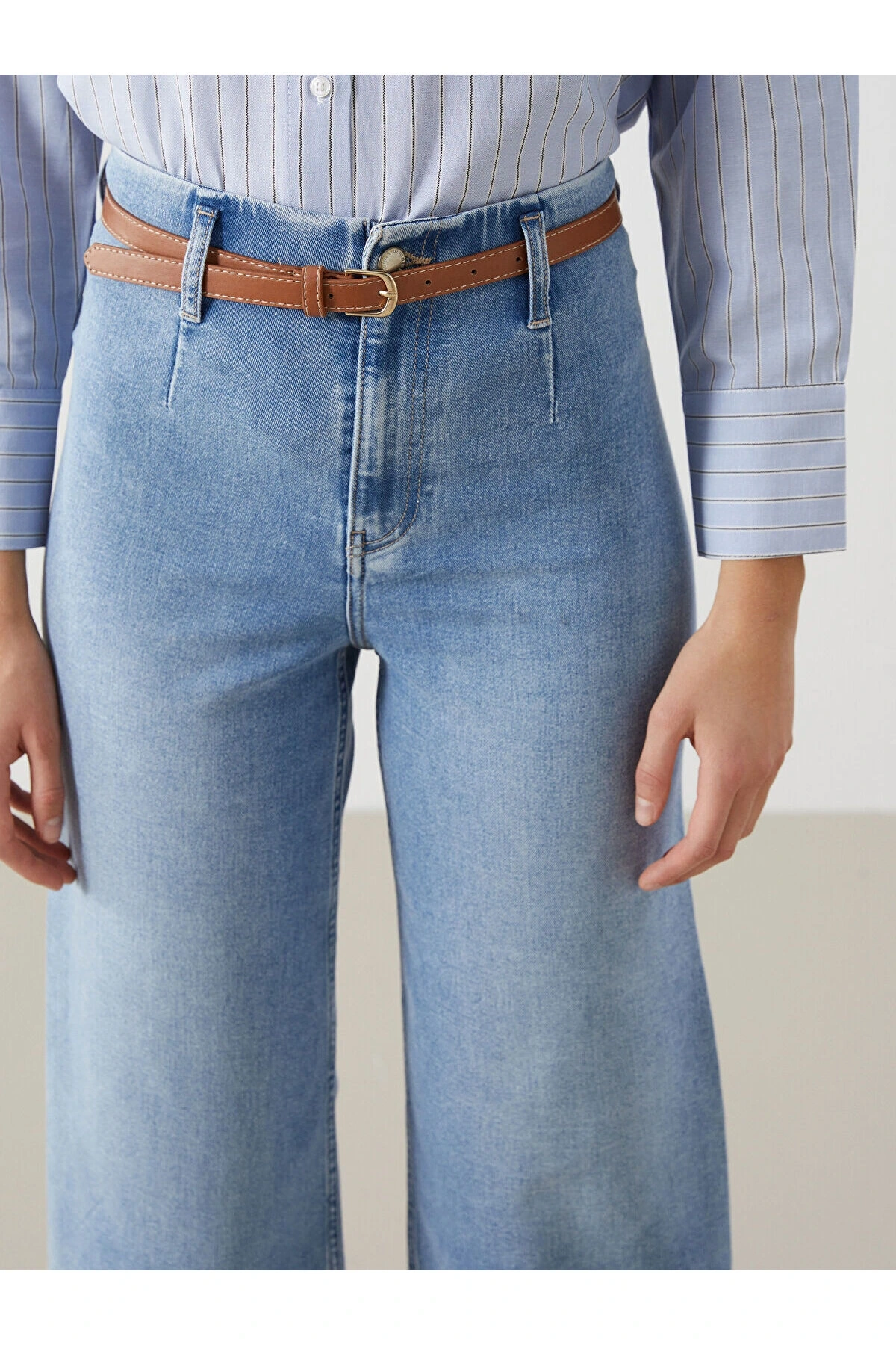 Beli Kemerli Wideleg Kadın Jean Pantolon