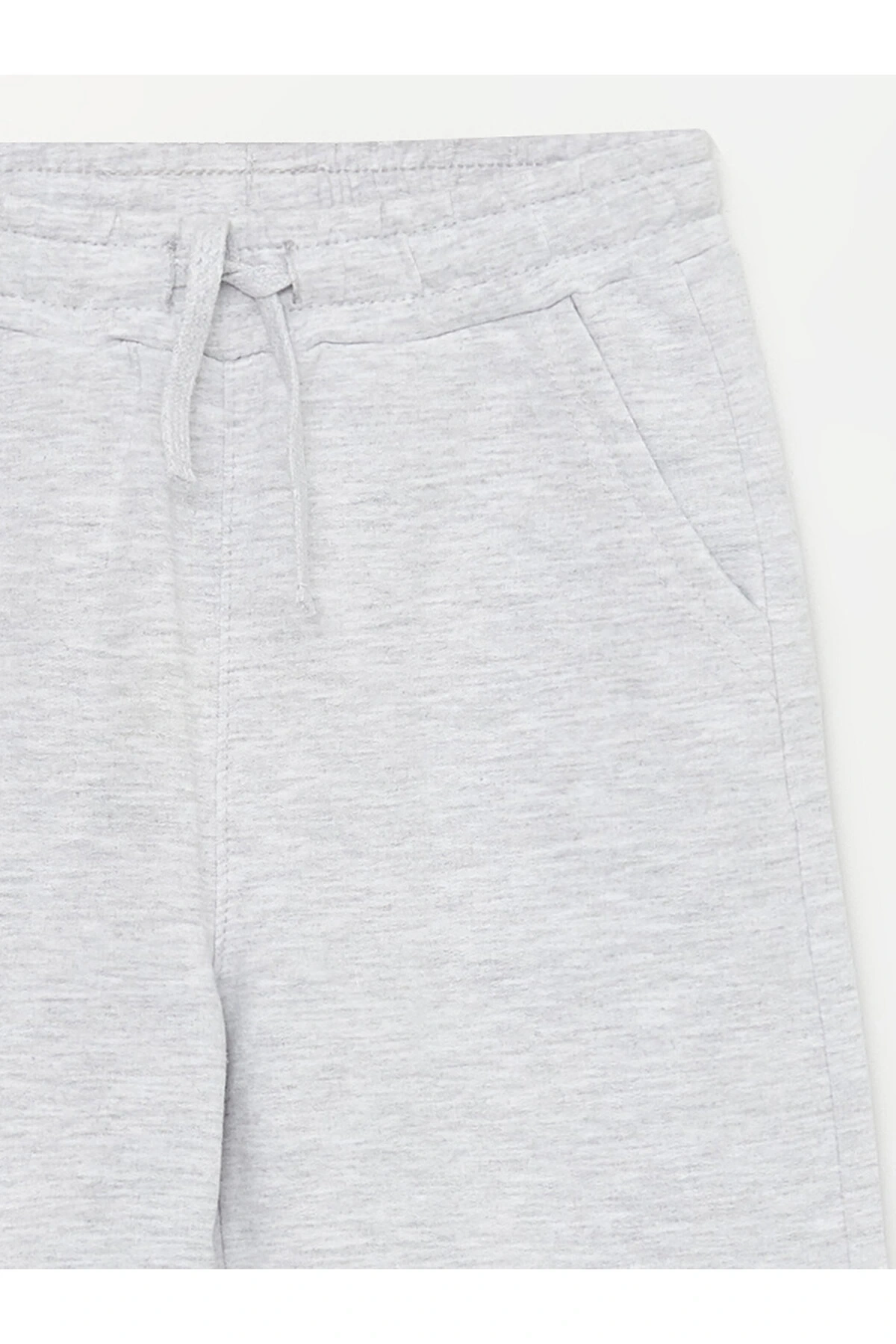 Beli Lastikli Basic Erkek Çocuk Şort