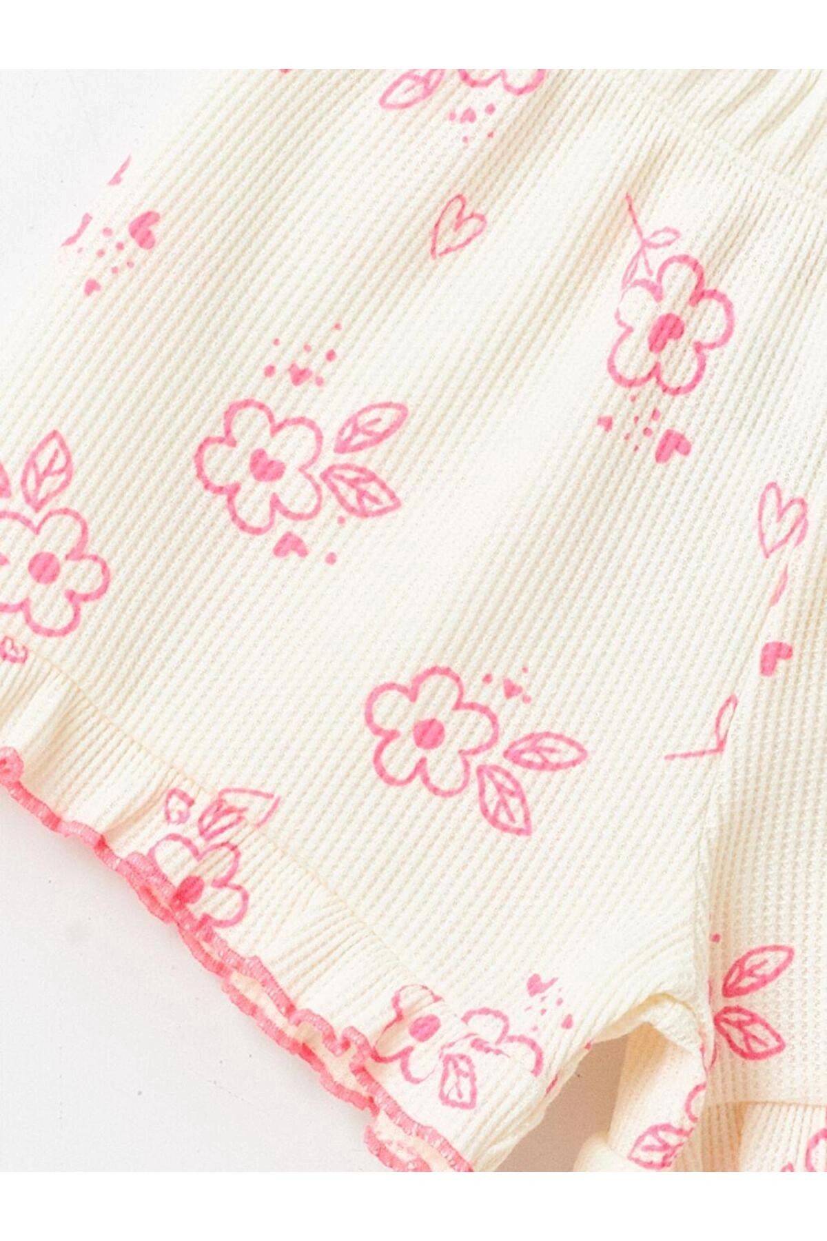 Beli Lastikli Çiçekli Kız Bebek Şort (S4)