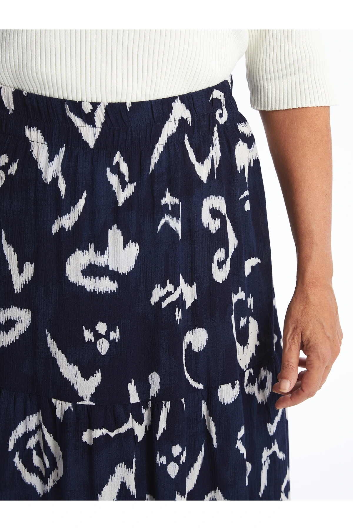 Beli Lastikli Desenli Kadın Etek