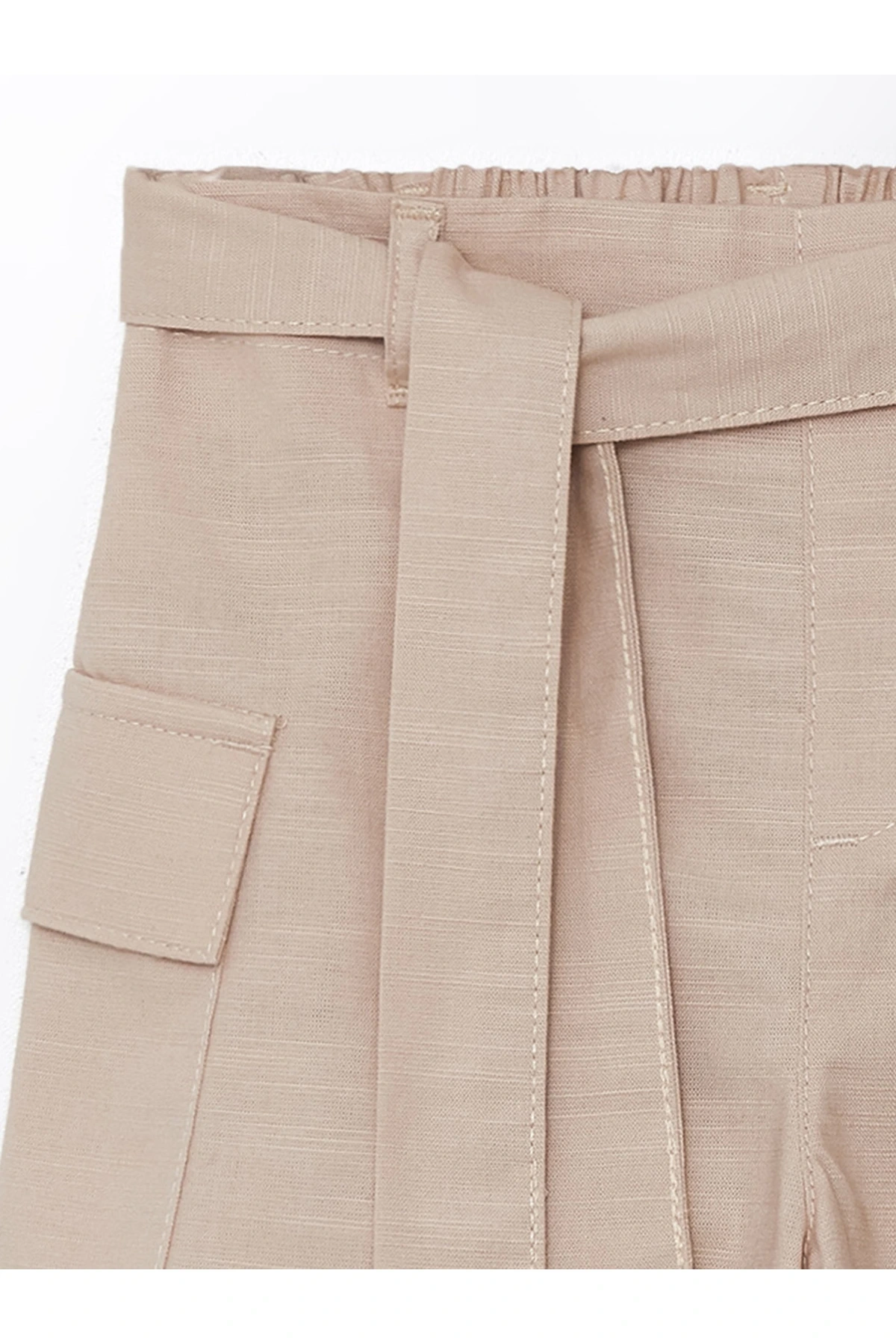 LCW Kids Bej Beli Lastikli Kız Çocuk Şort