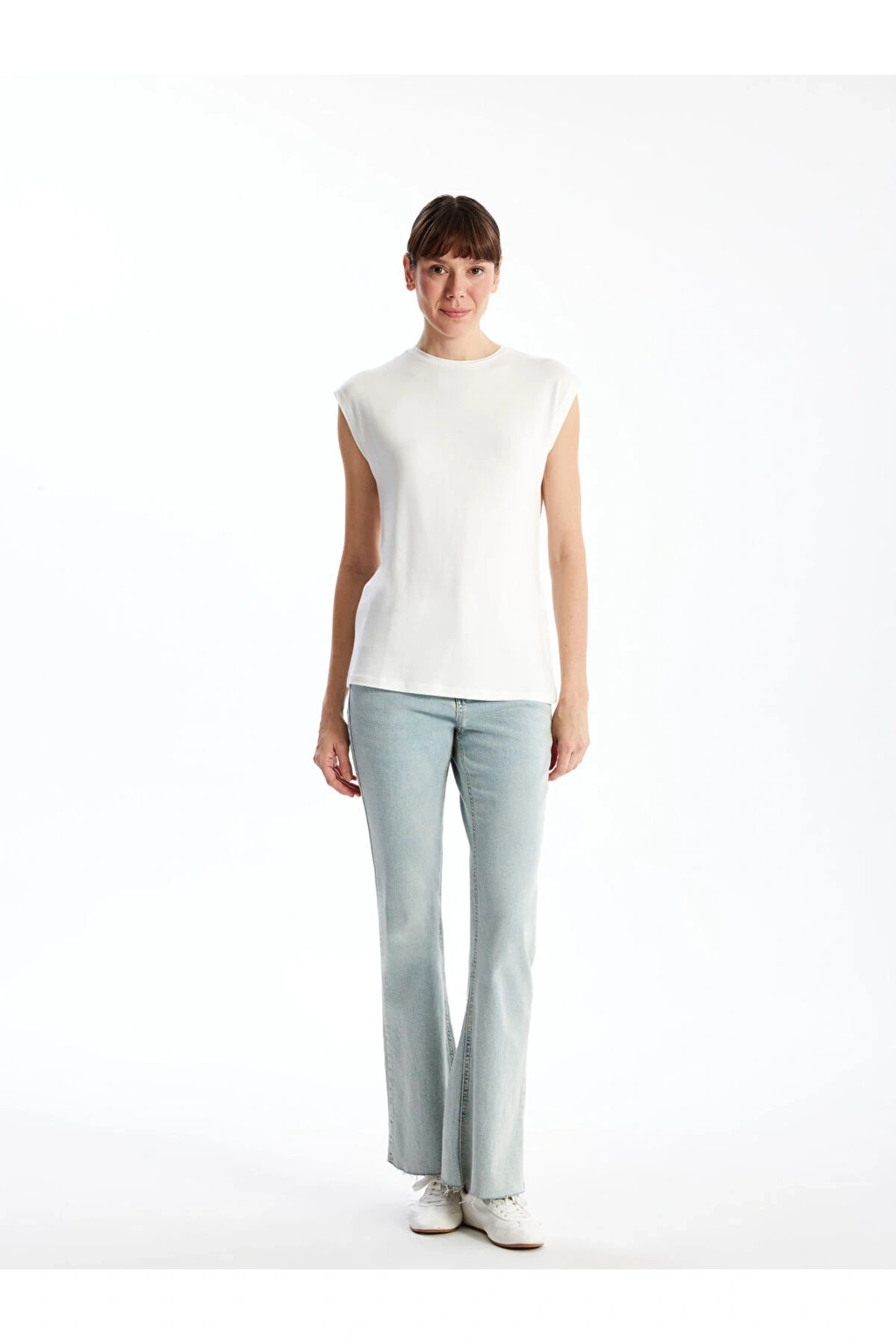 Bisiklet Yaka Kadın Tişört